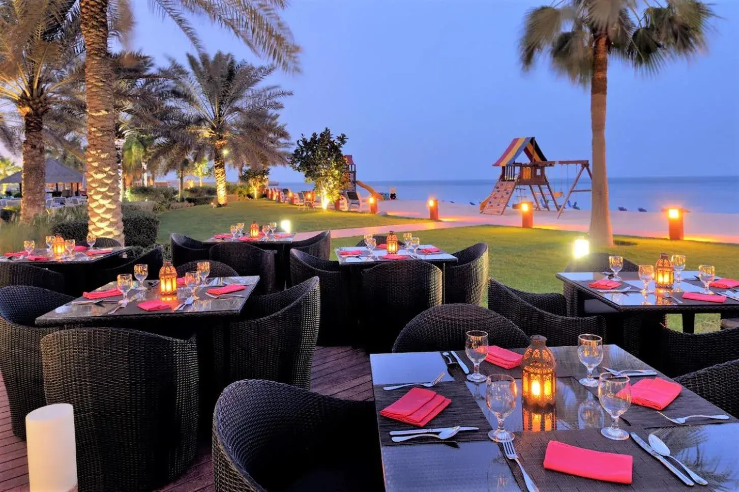 Restaurant/places to eat in Mövenpick Hotel & Resort Al Bida'a Restaurant/places to eat in Mövenpick Hotel & Resort Al Bida'a