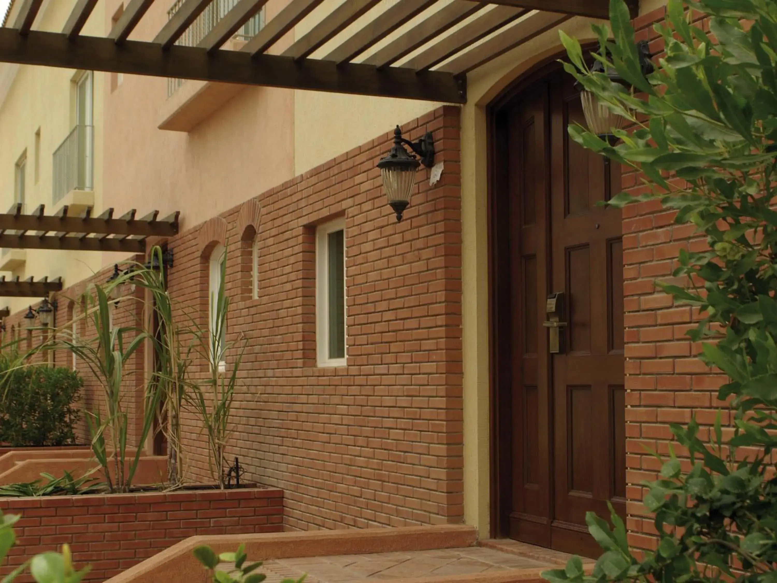 Bedroom in Mövenpick Hotel & Resort Al Bida'a Bedroom in Mövenpick Hotel & Resort Al Bida'a