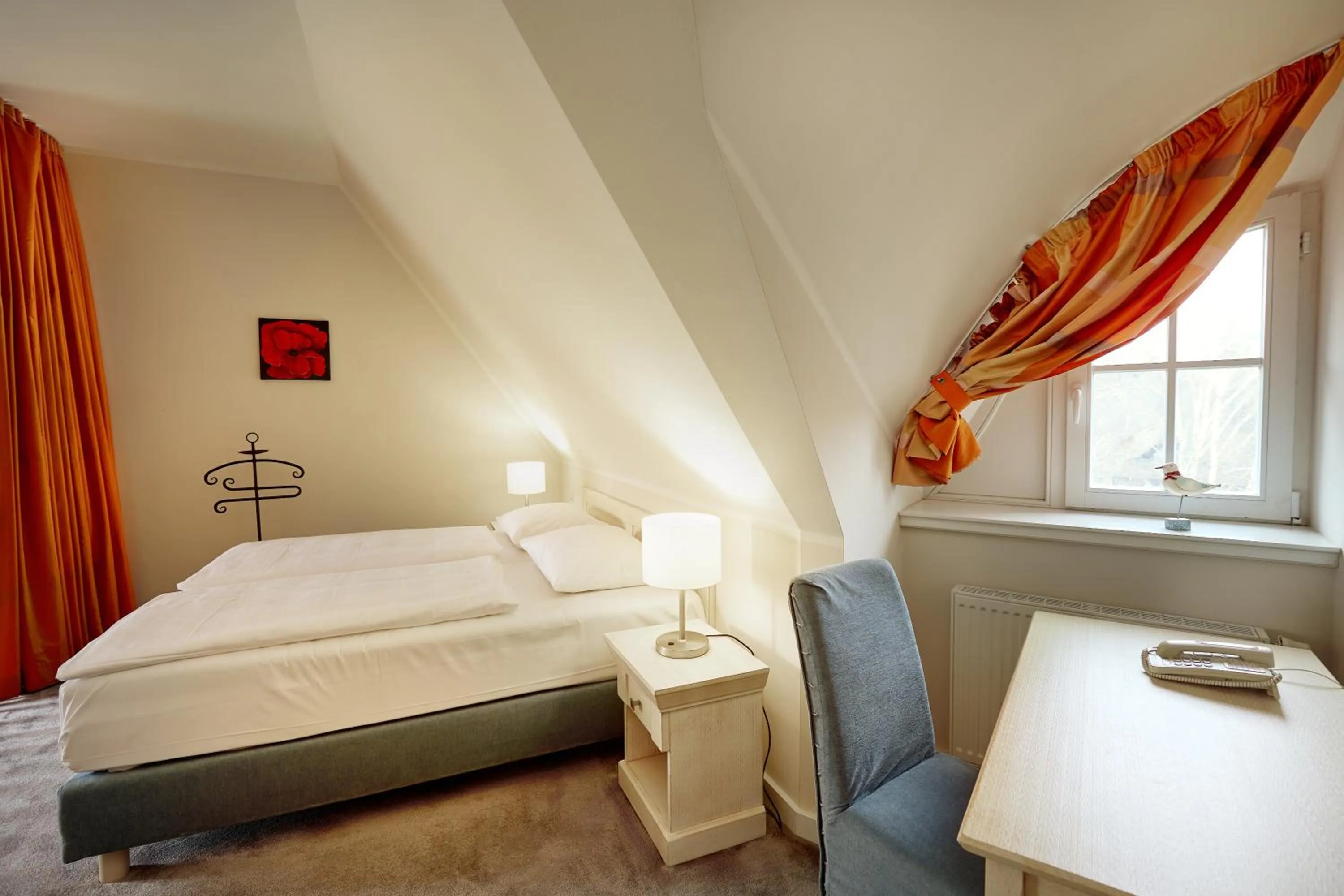 Bedroom, Bed in Ferienwohnungen Dünenmeer