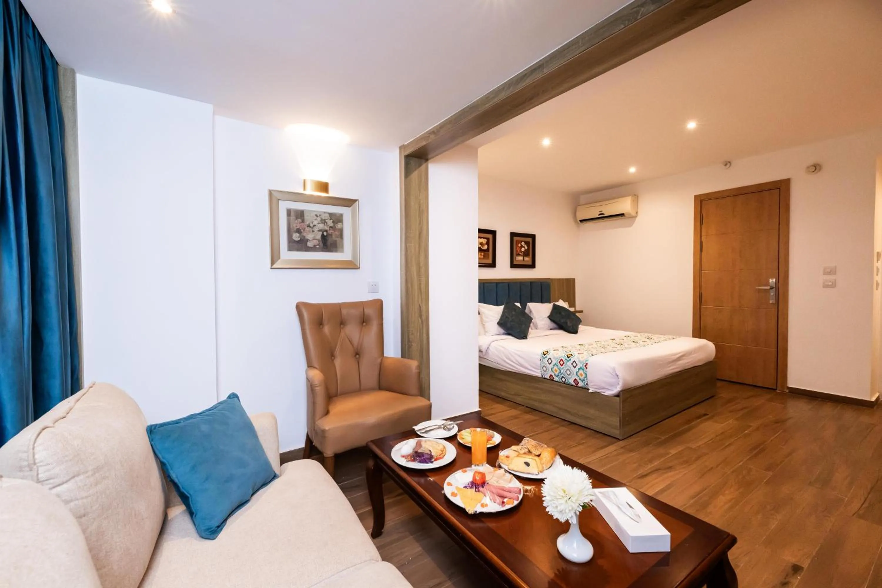 Shower, Bed in Golden Park Hotel Cairo, Heliopolis