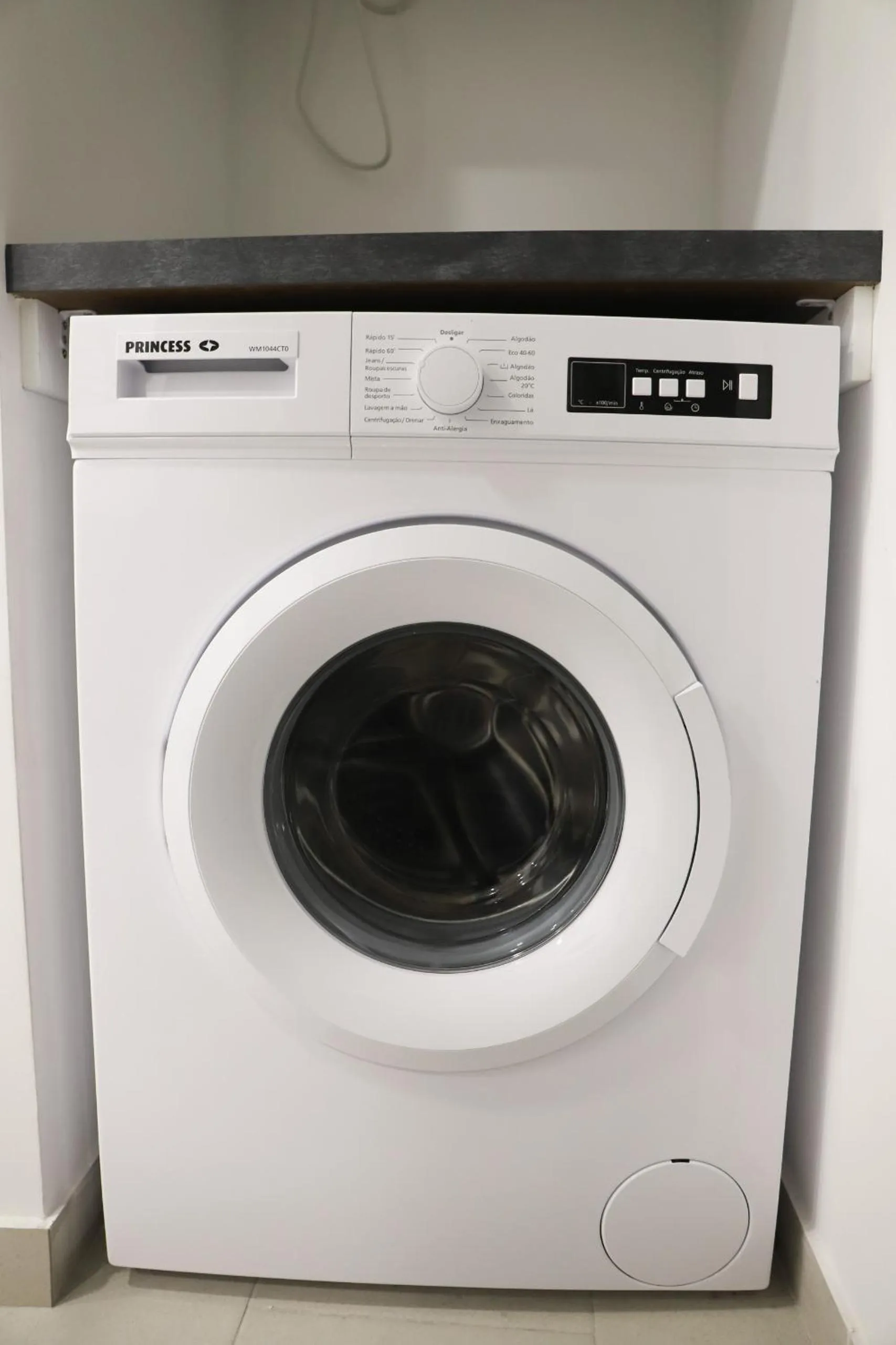 Decorative detail in Oriente DNA Studios V