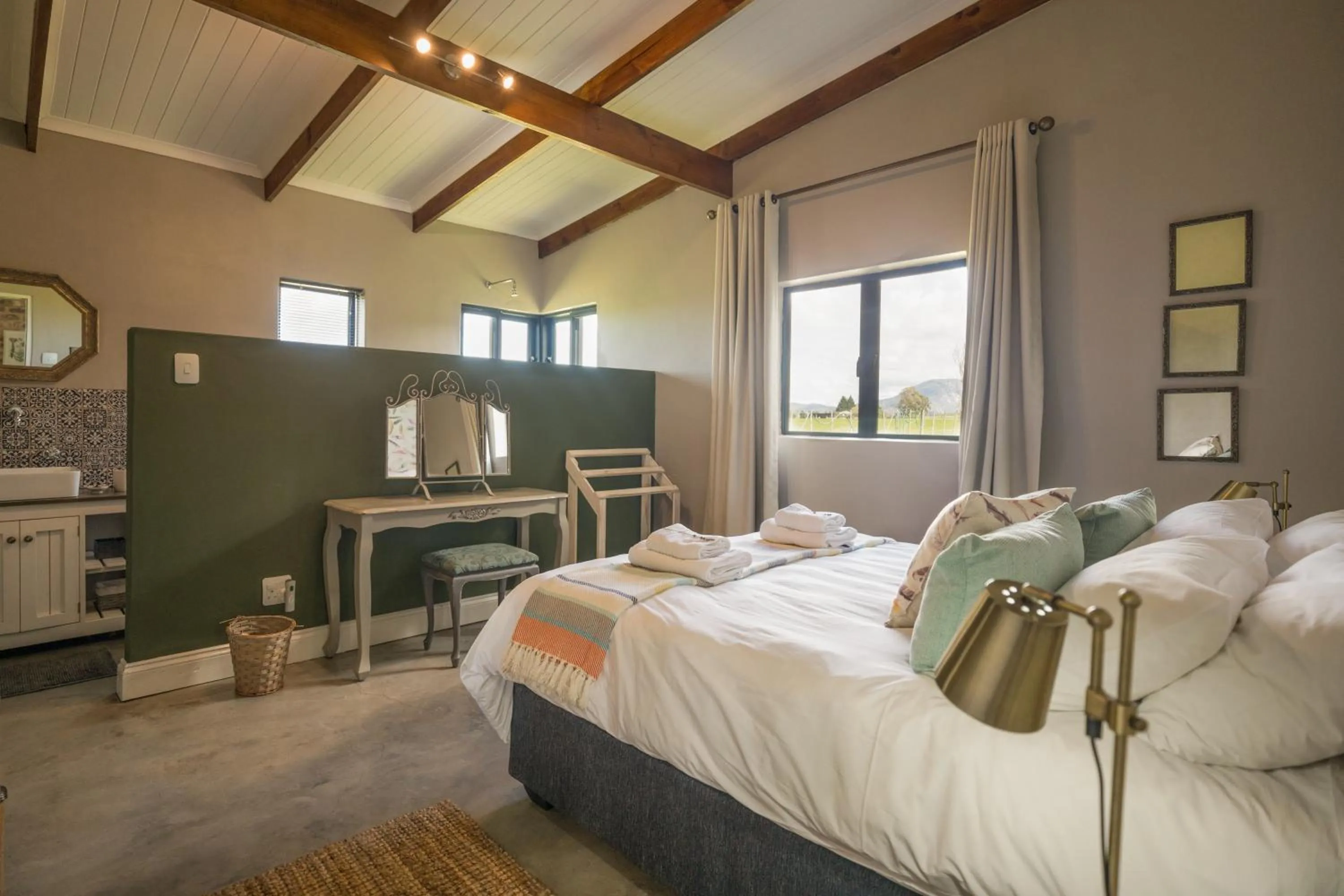 Bathroom, Bed in Libertas Guest Farm