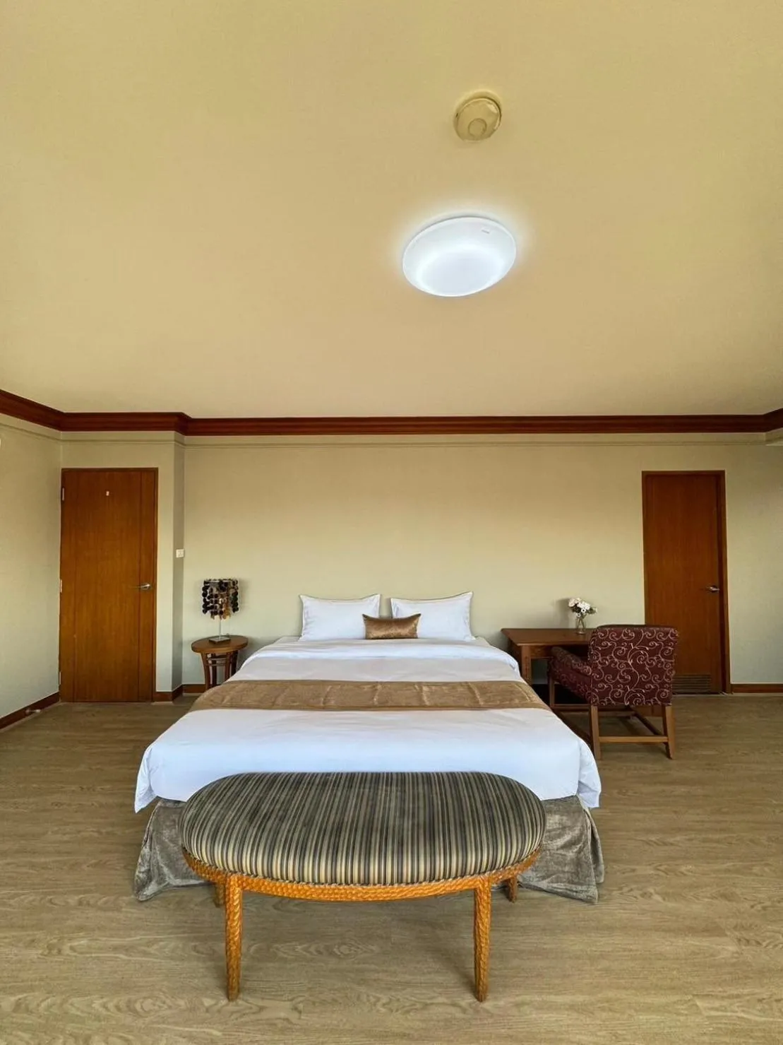 Bed in United Tower Thonglor by Aspira