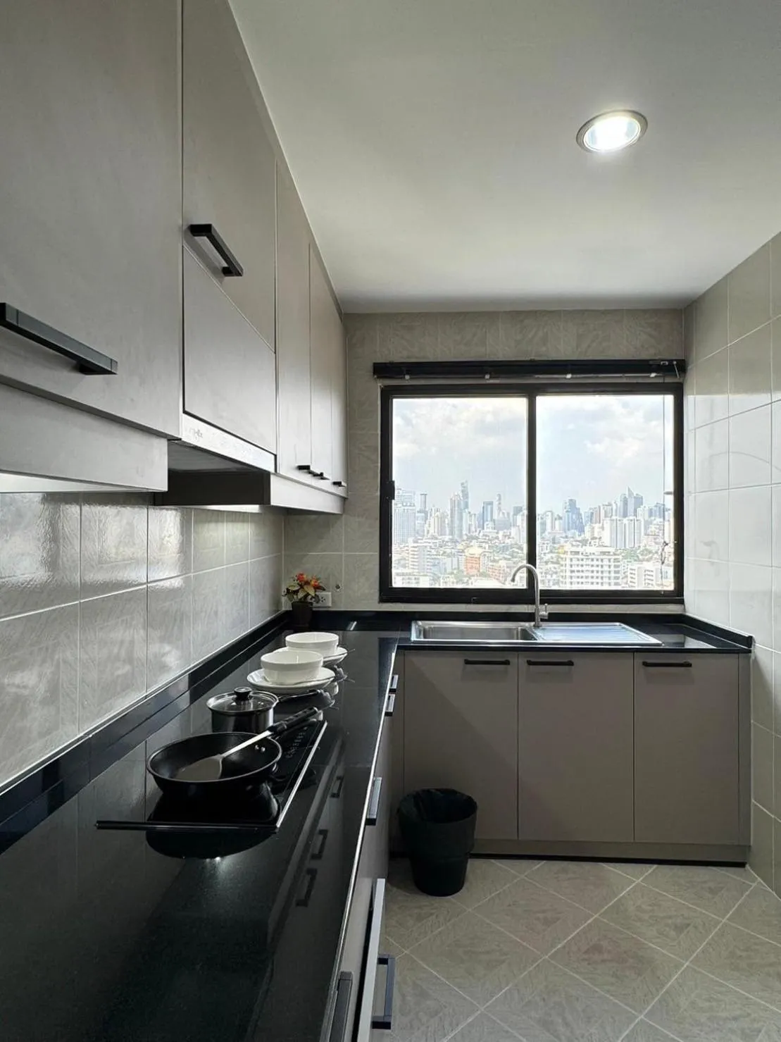 United Tower Thonglor by Aspira