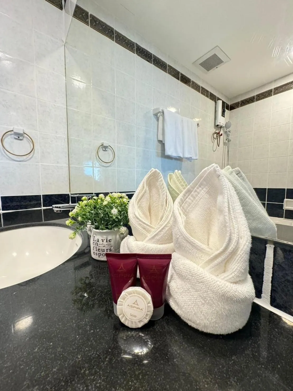 United Tower Thonglor by Aspira