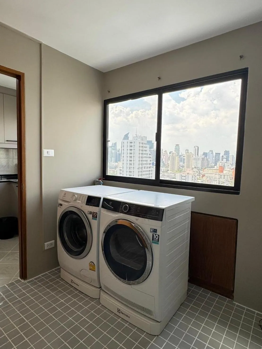 United Tower Thonglor by Aspira