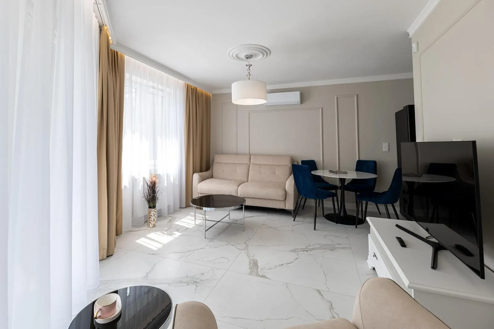 TV and multimedia in Apartamenty Prestige Mielno-Uniescie