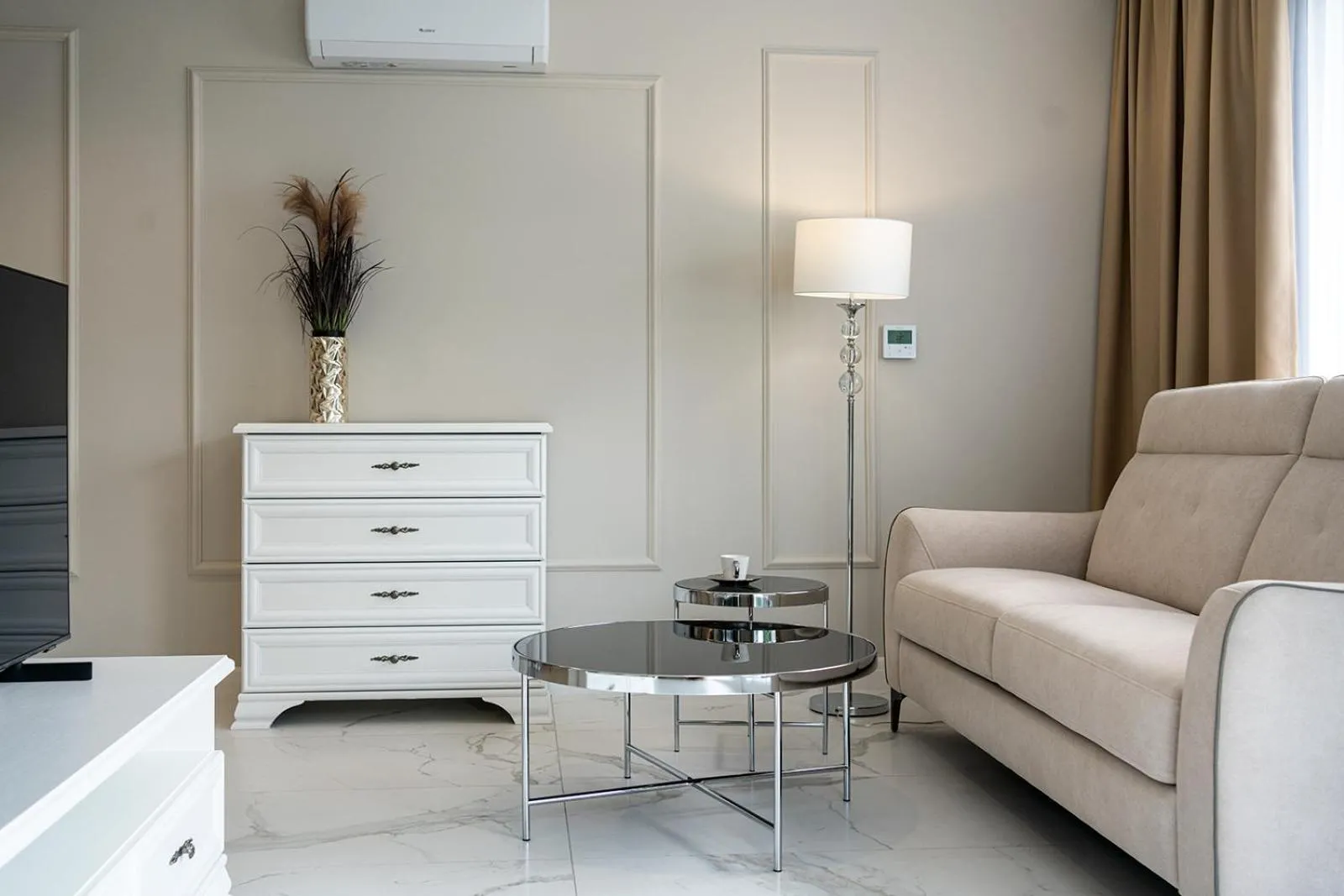 TV and multimedia in Apartamenty Prestige Mielno-Uniescie