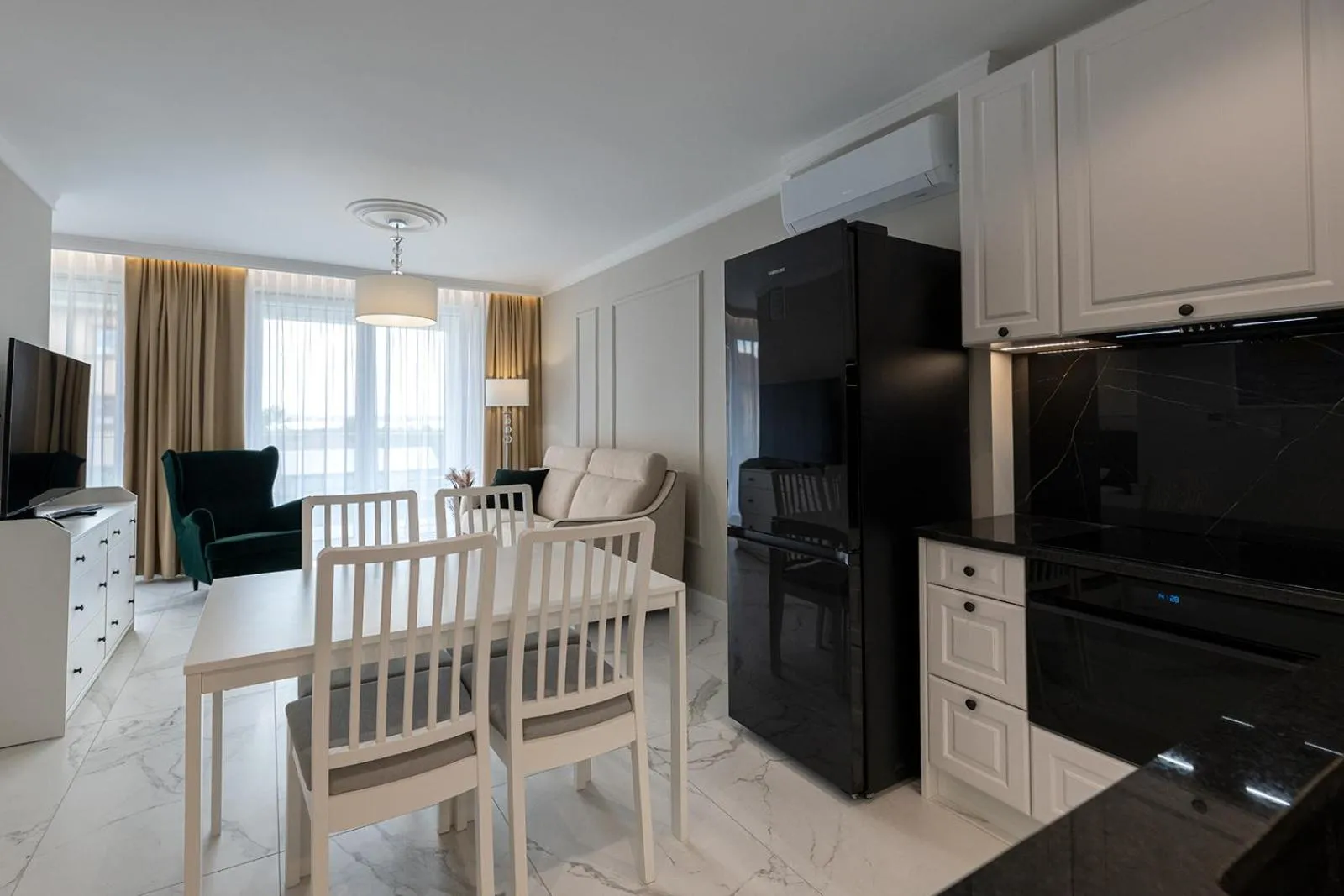 TV and multimedia in Apartamenty Prestige Mielno-Uniescie