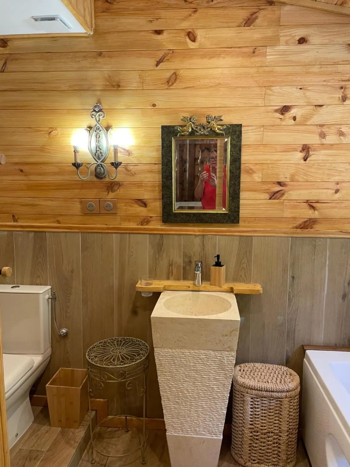 Bathroom in Le Clos des Senteurs de Chateauneuf de Grasse