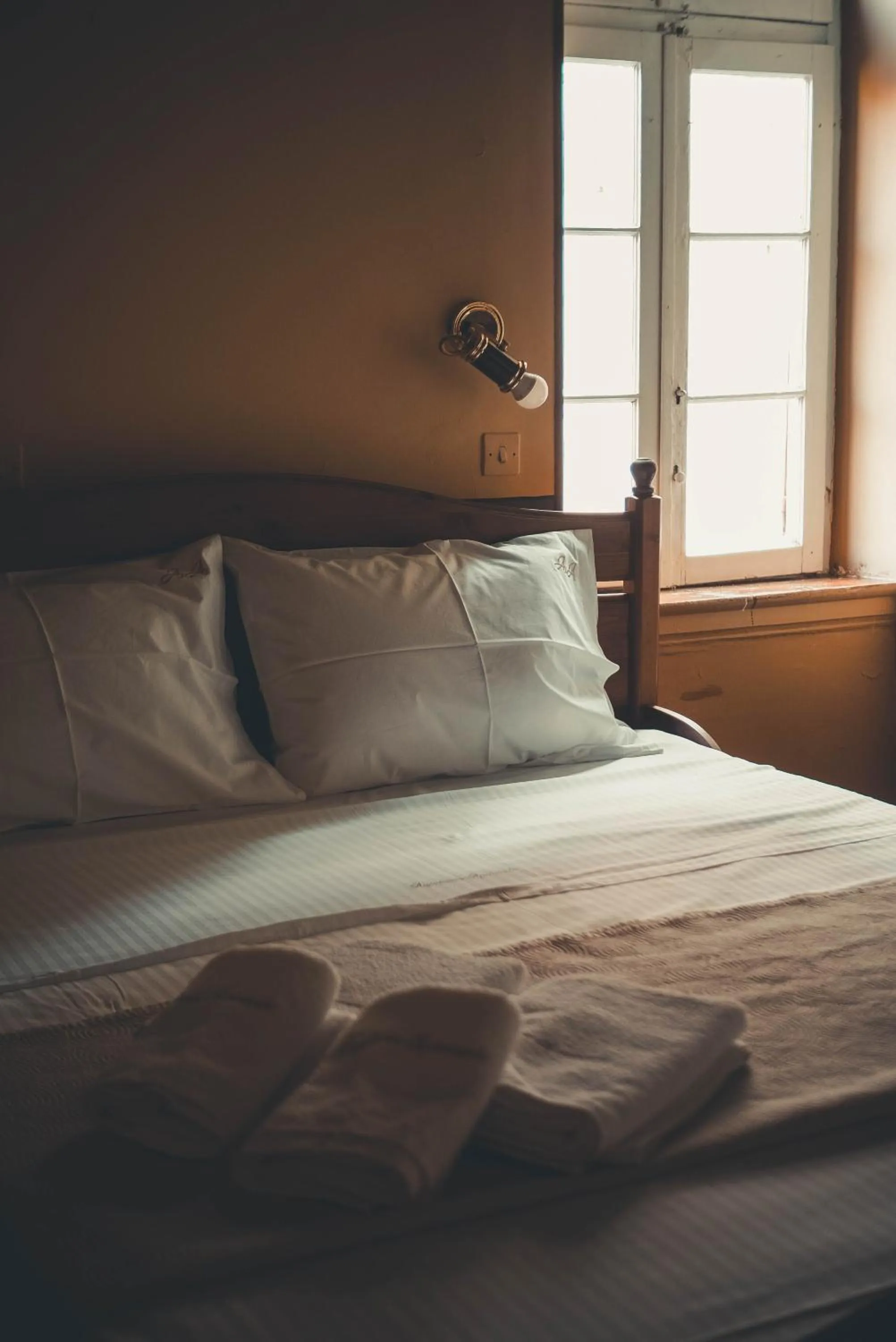 Bed in Aeginitikon Arhontikon Stylish Boutique Hotel