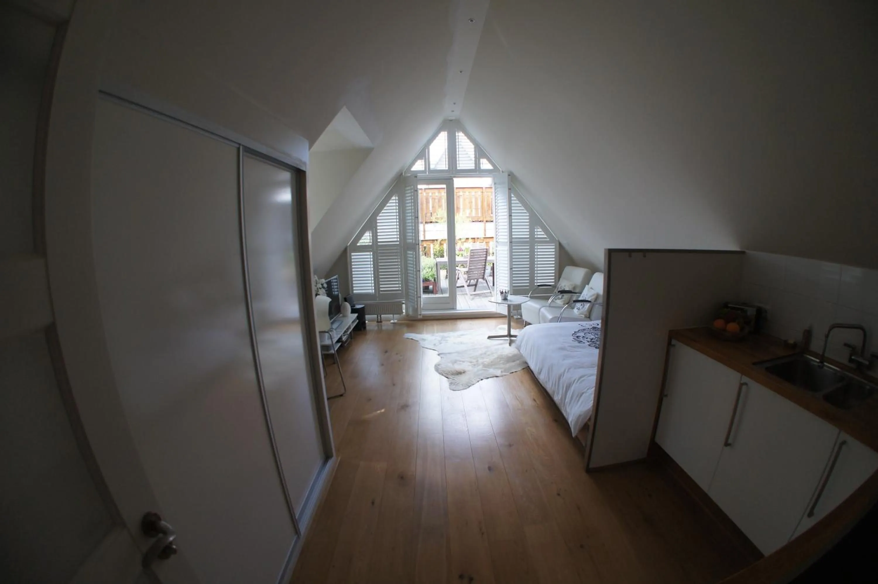 Bed in Prince On The Roof