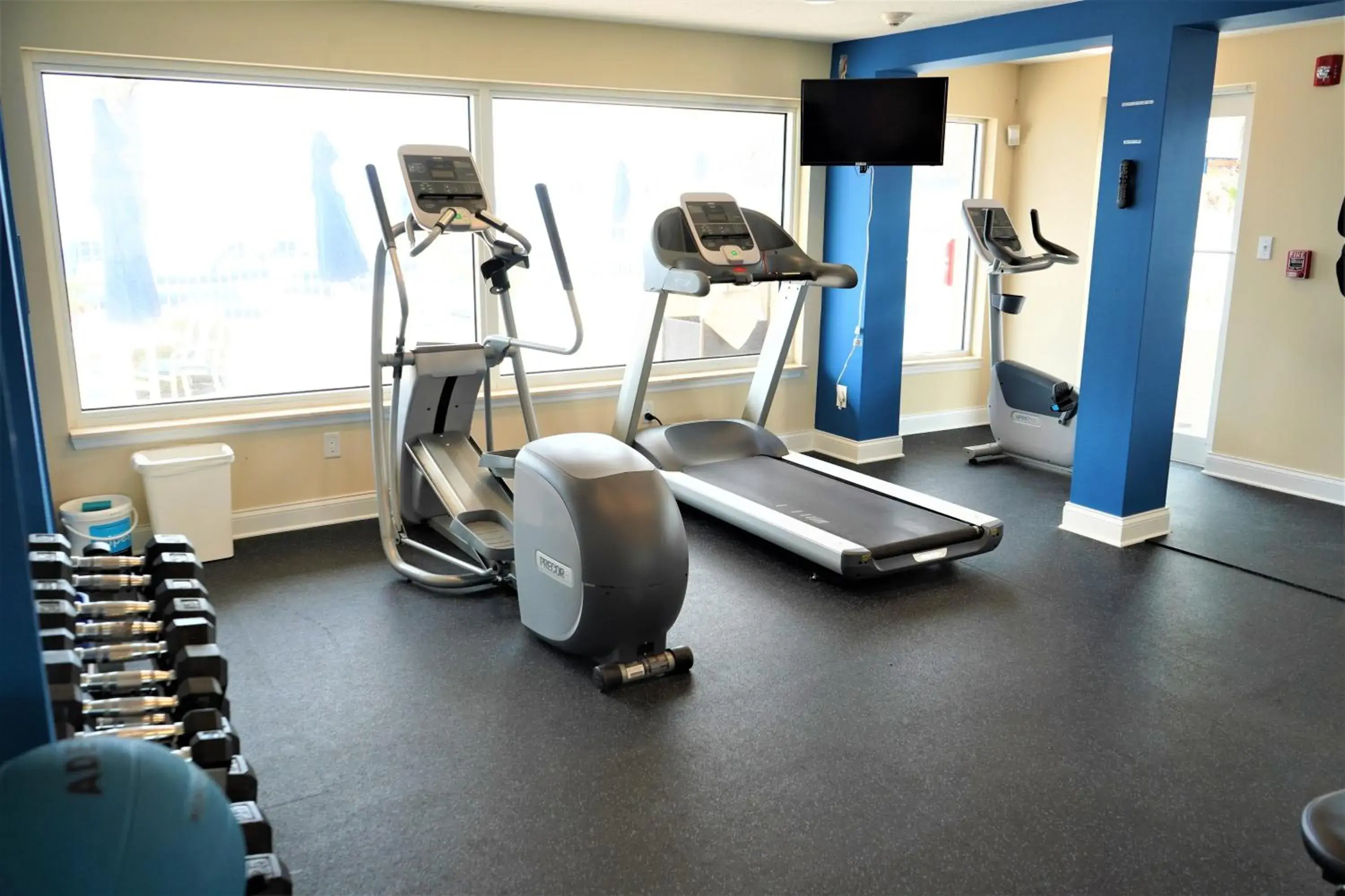 Fitness centre/facilities in Glunz Ocean Beach Hotel and Resort Fitness centre/facilities in Glunz Ocean Beach Hotel and Resort