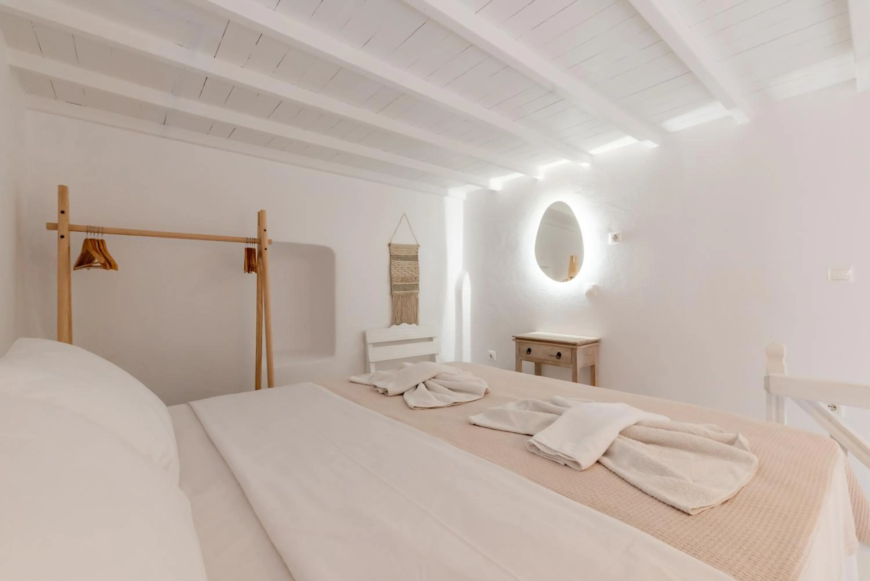 White Pearl Mykonos