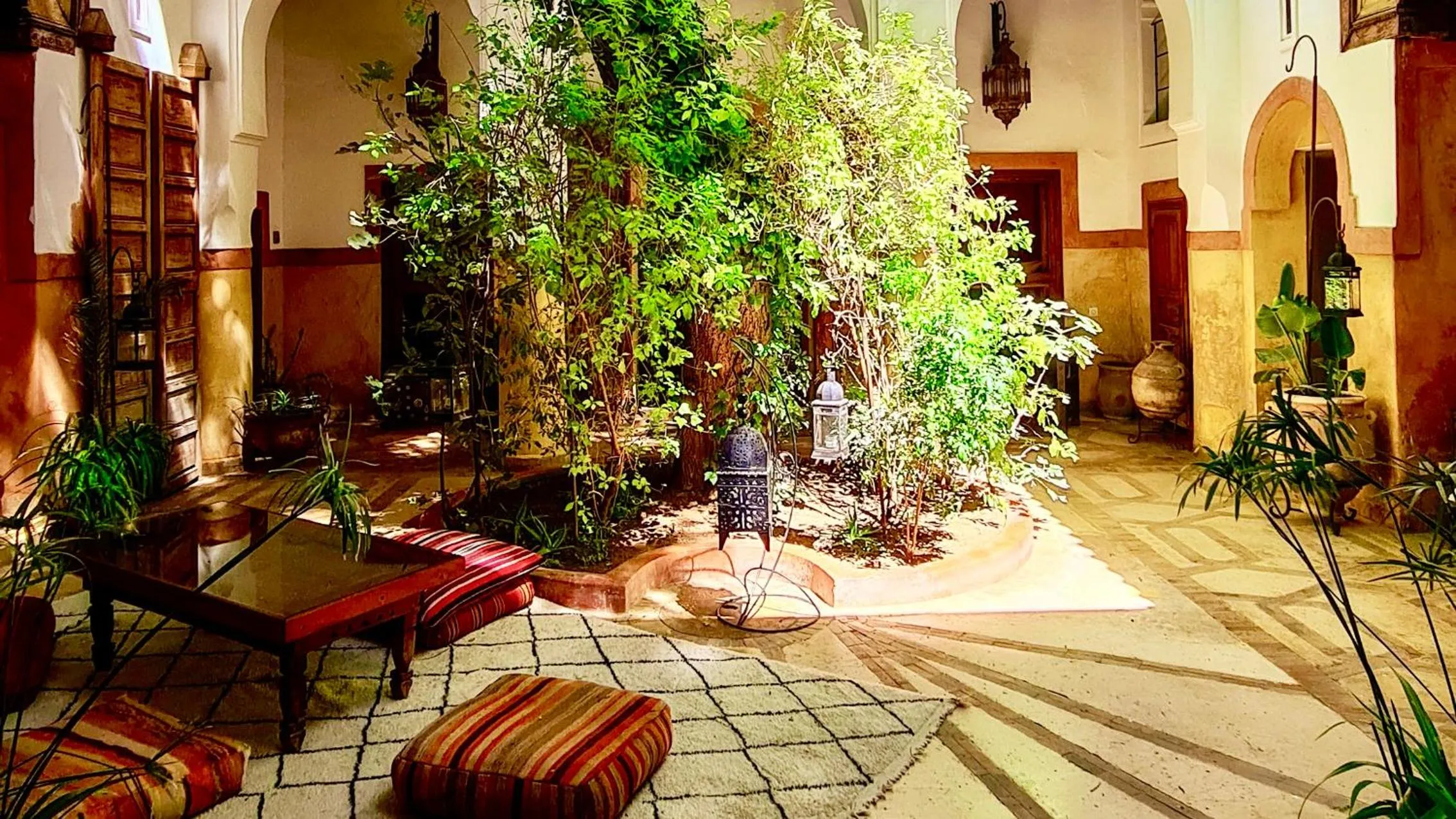 Patio in DAR CHIBANIA