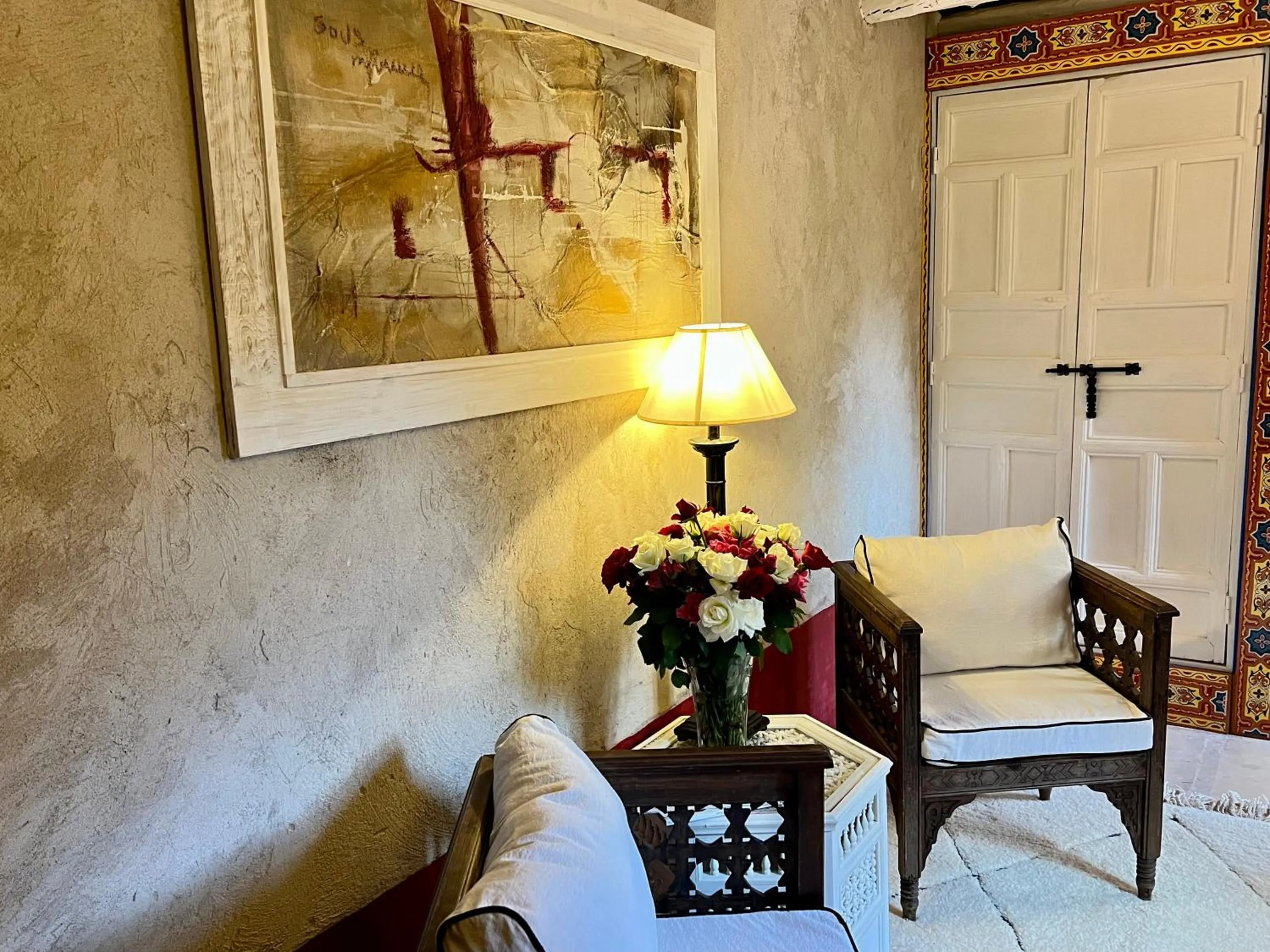 Seating area in DAR CHIBANIA