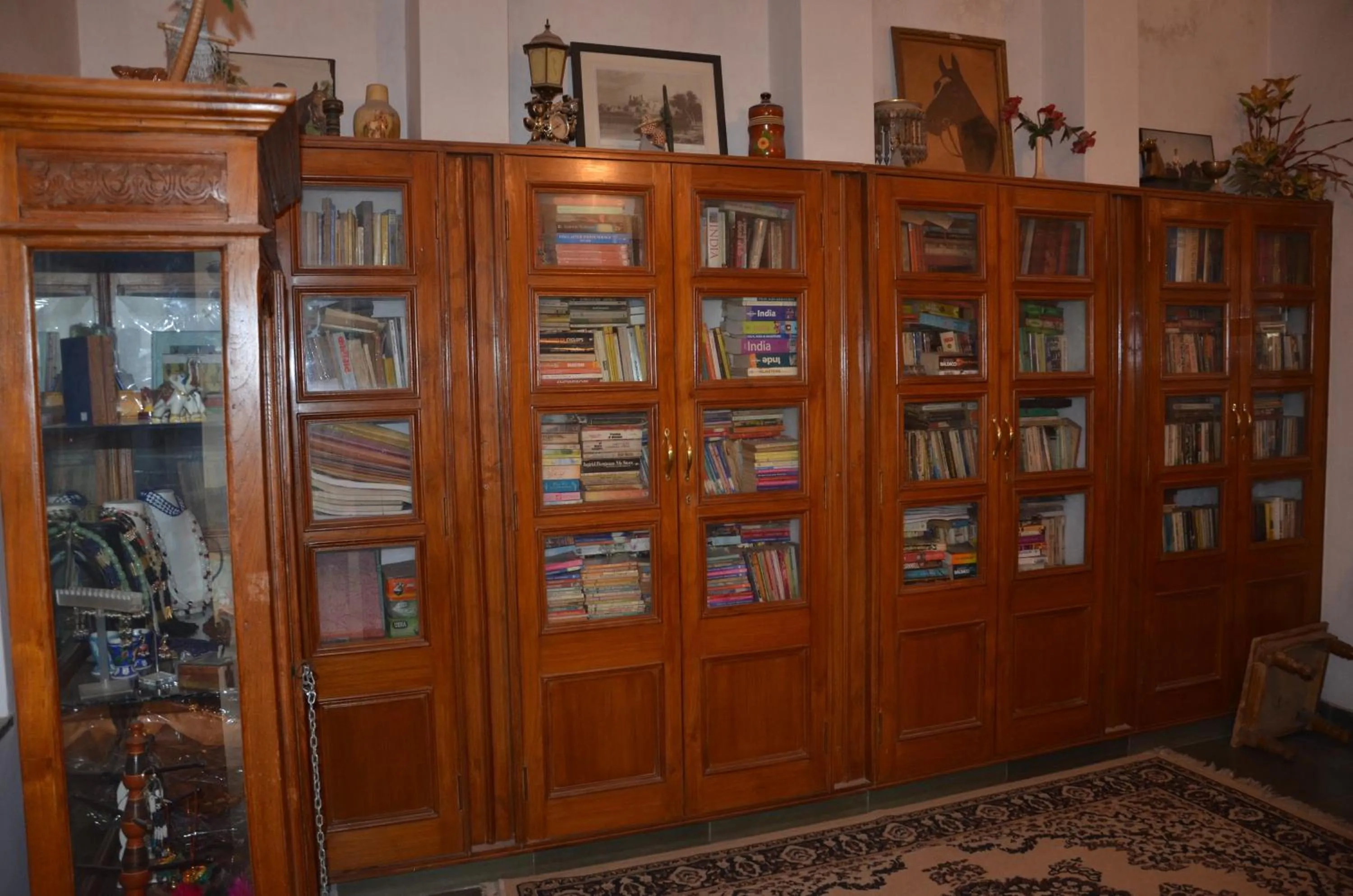 Library in Shahar Palace