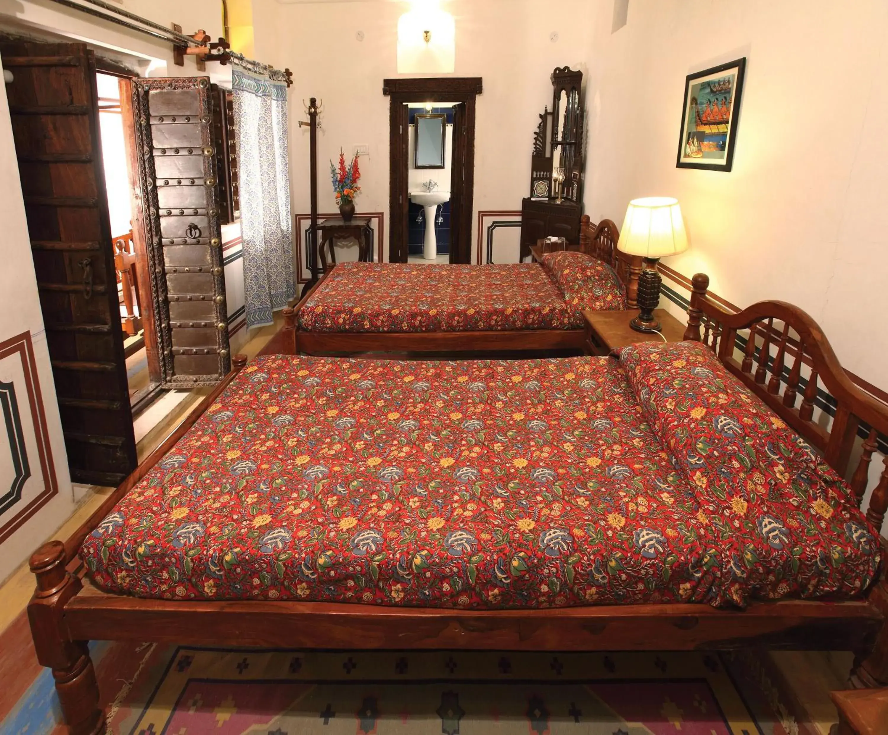Standard Double or Twin Room in Hotel Mandawa Haveli Standard Double or Twin Room in Hotel Mandawa Haveli