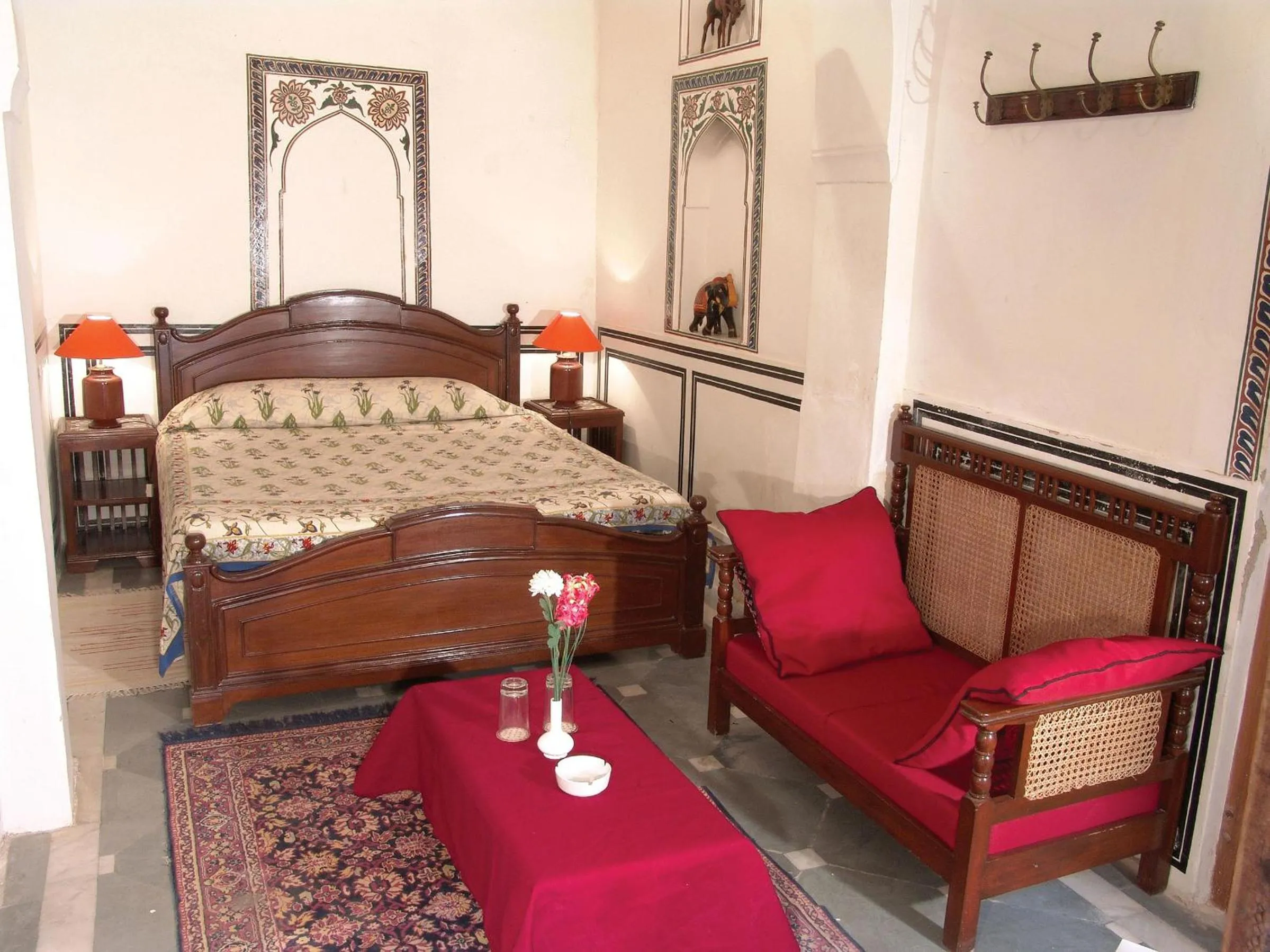 Photo of the whole room, Bed in Hotel Mandawa Haveli
