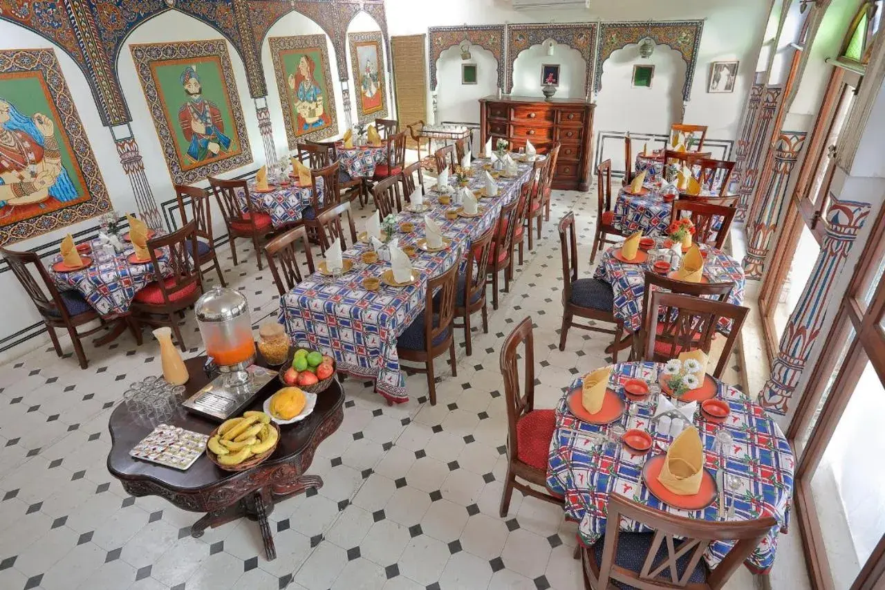 Restaurant/places to eat in Hotel Mandawa Haveli Restaurant/places to eat in Hotel Mandawa Haveli