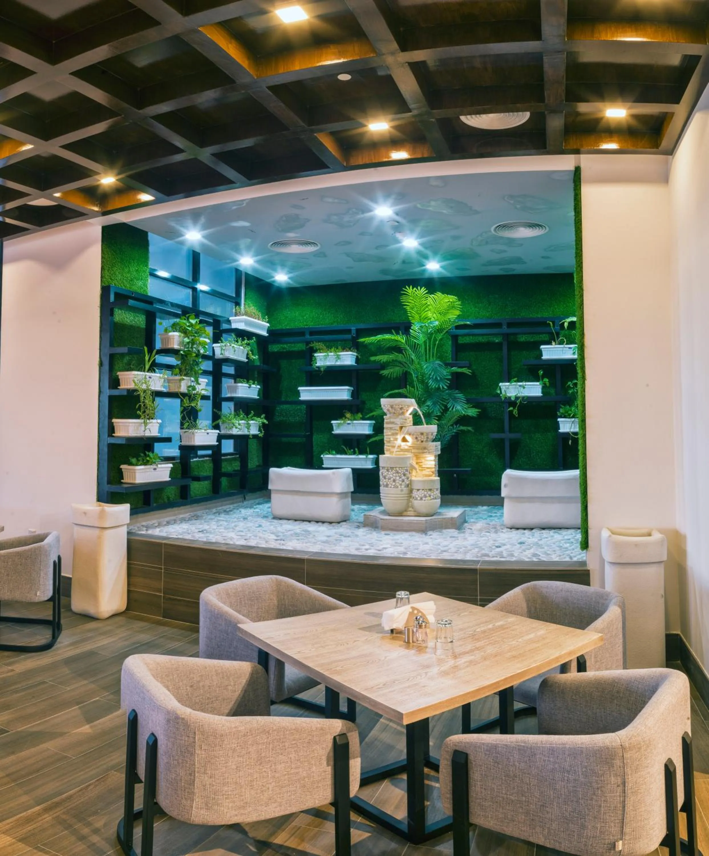 Restaurant/places to eat in Boulevard Hotel Oman