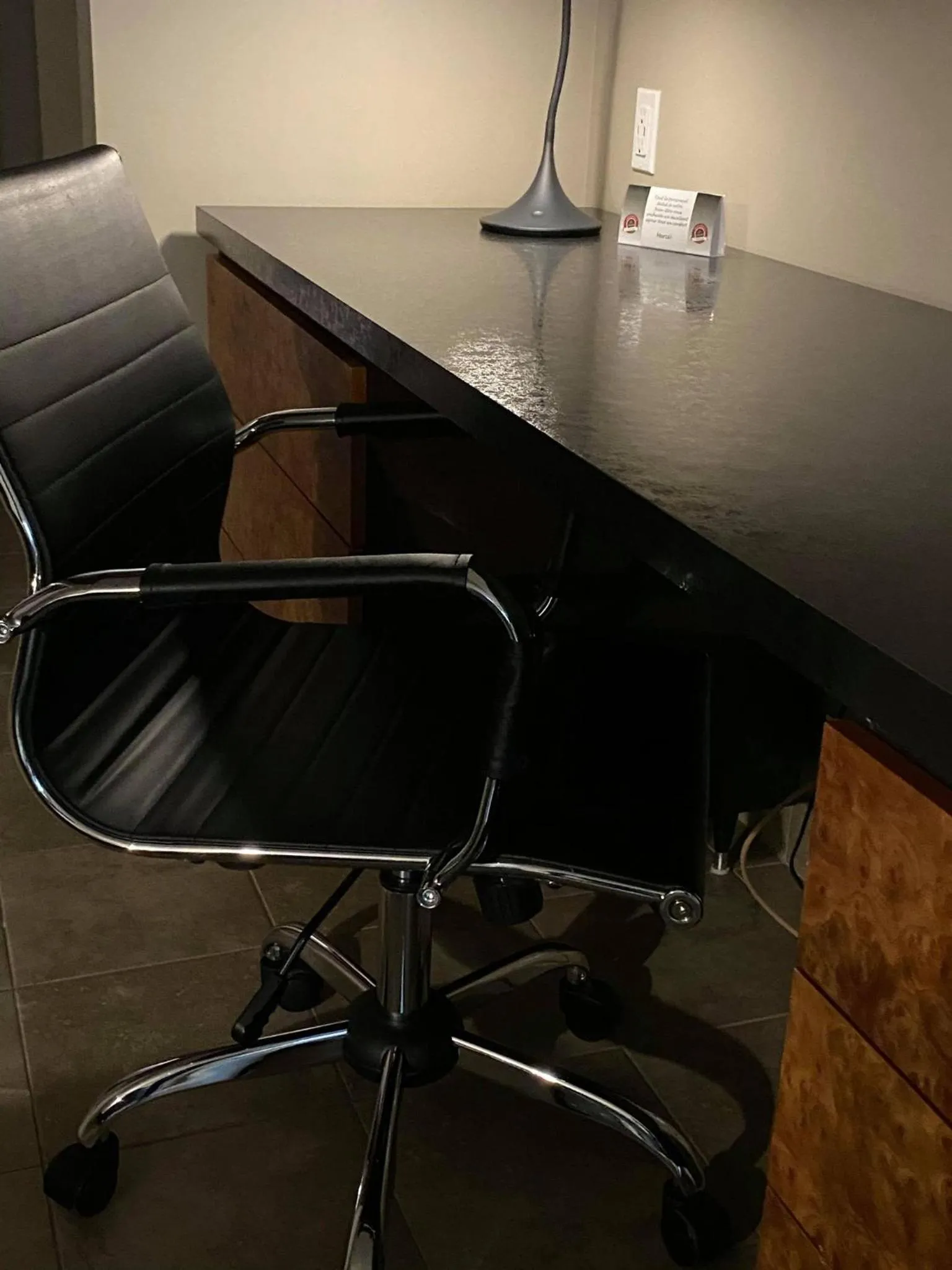 Bedroom in Motel Le Martinet