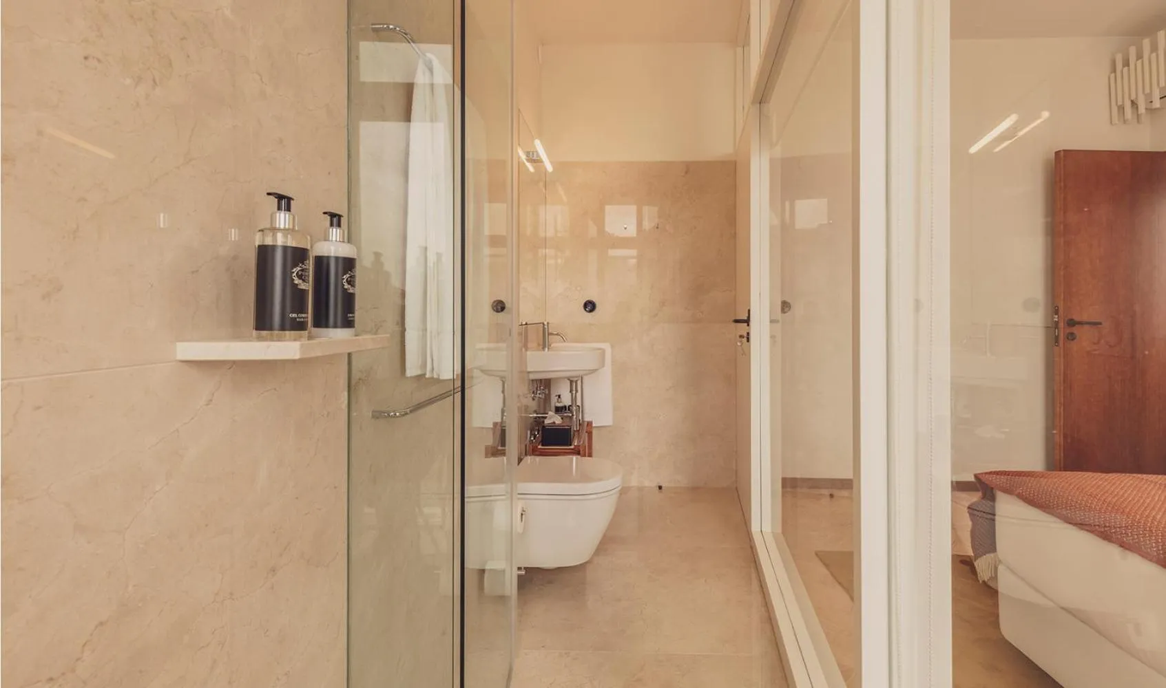 Bathroom in Ceuta Terrace Suites