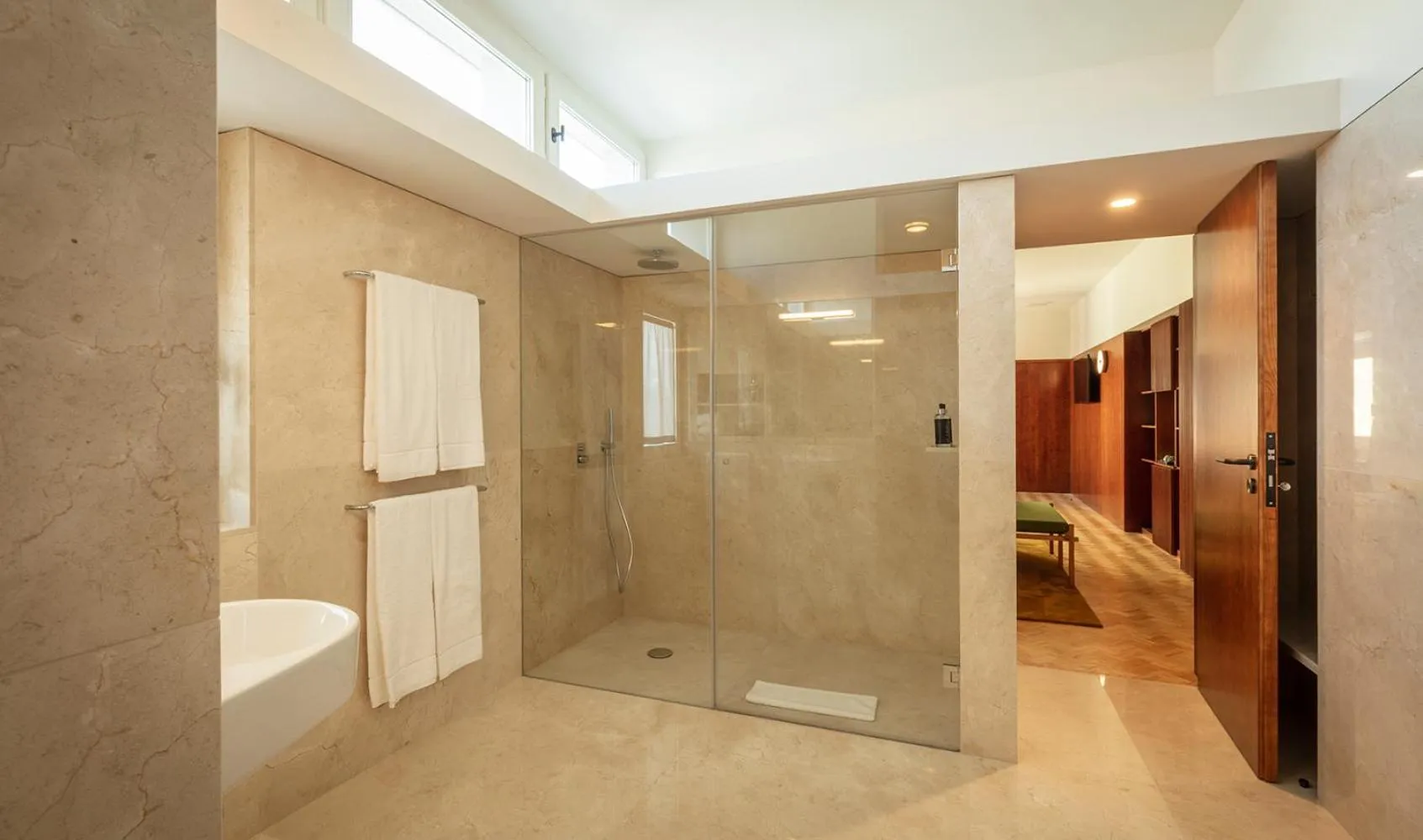 Bathroom in Ceuta Terrace Suites