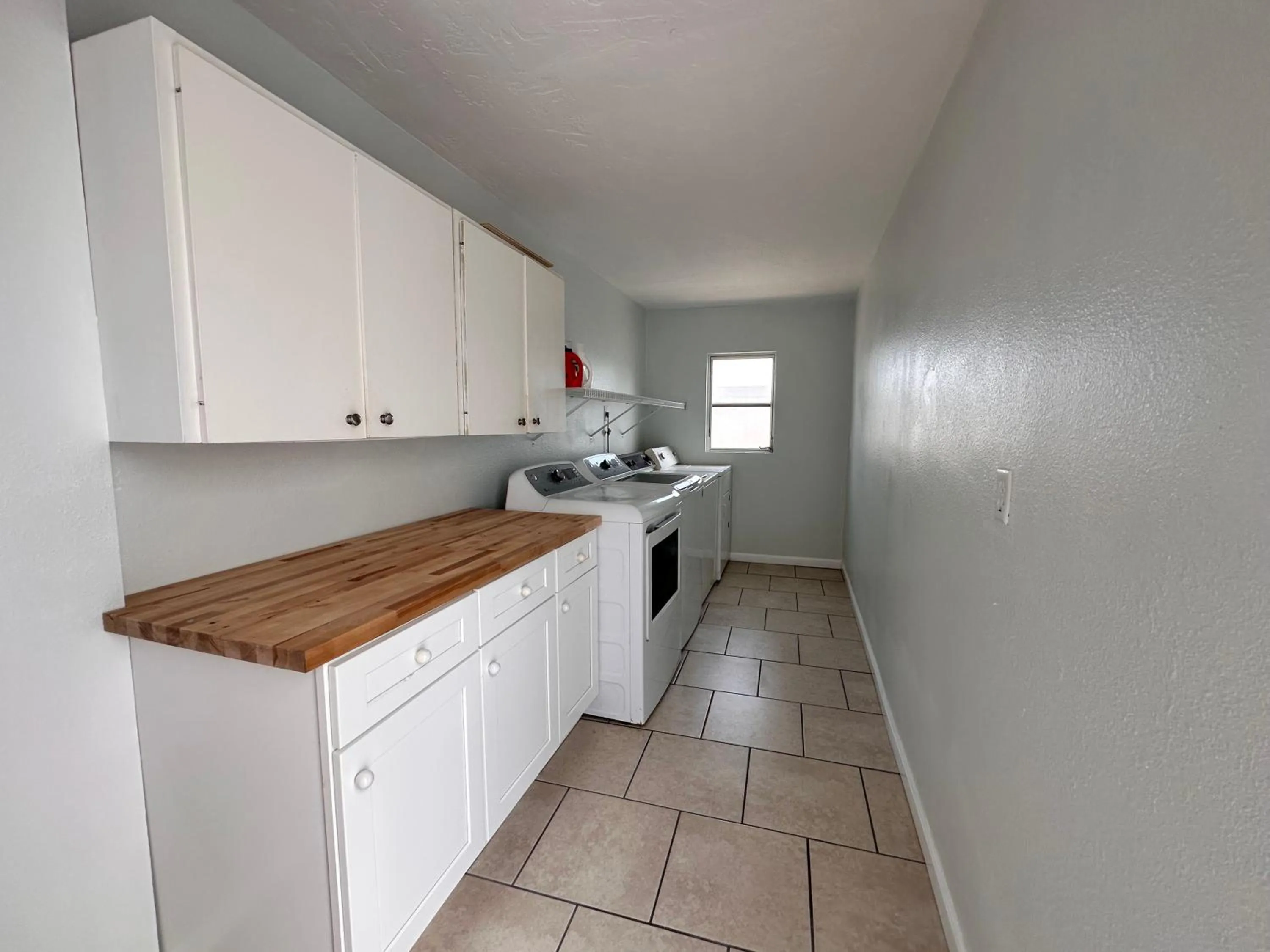 laundry in Alamanda Villas on Holmes Beach