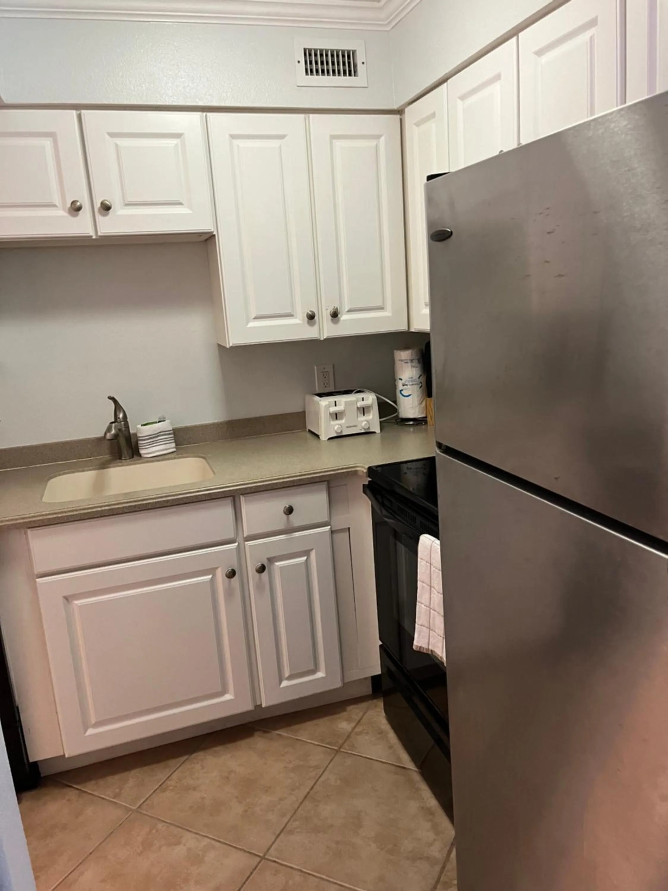 Alamanda Villas on Holmes Beach