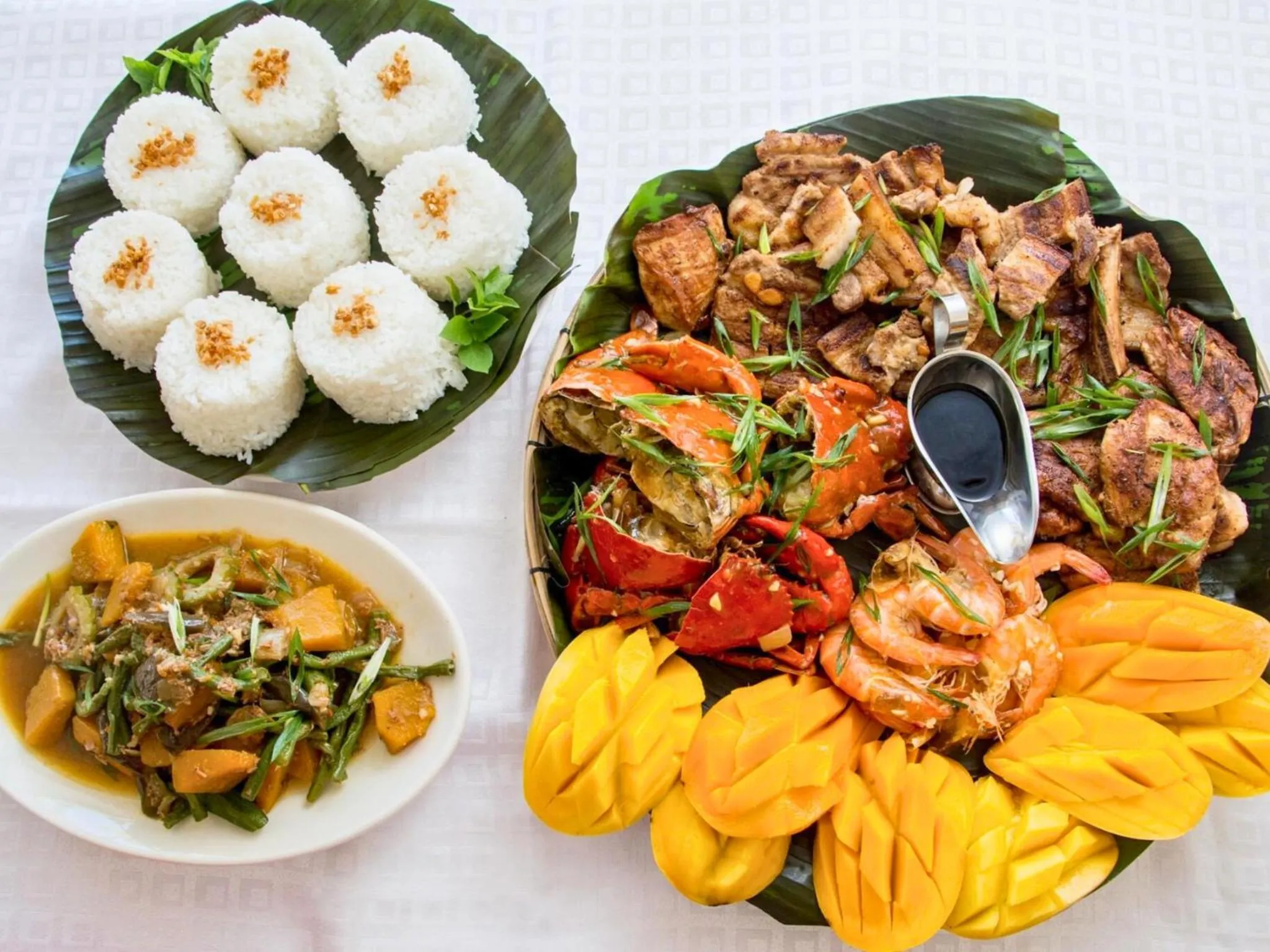 Restaurant/places to eat in Niu Ohana East Bay Apartments