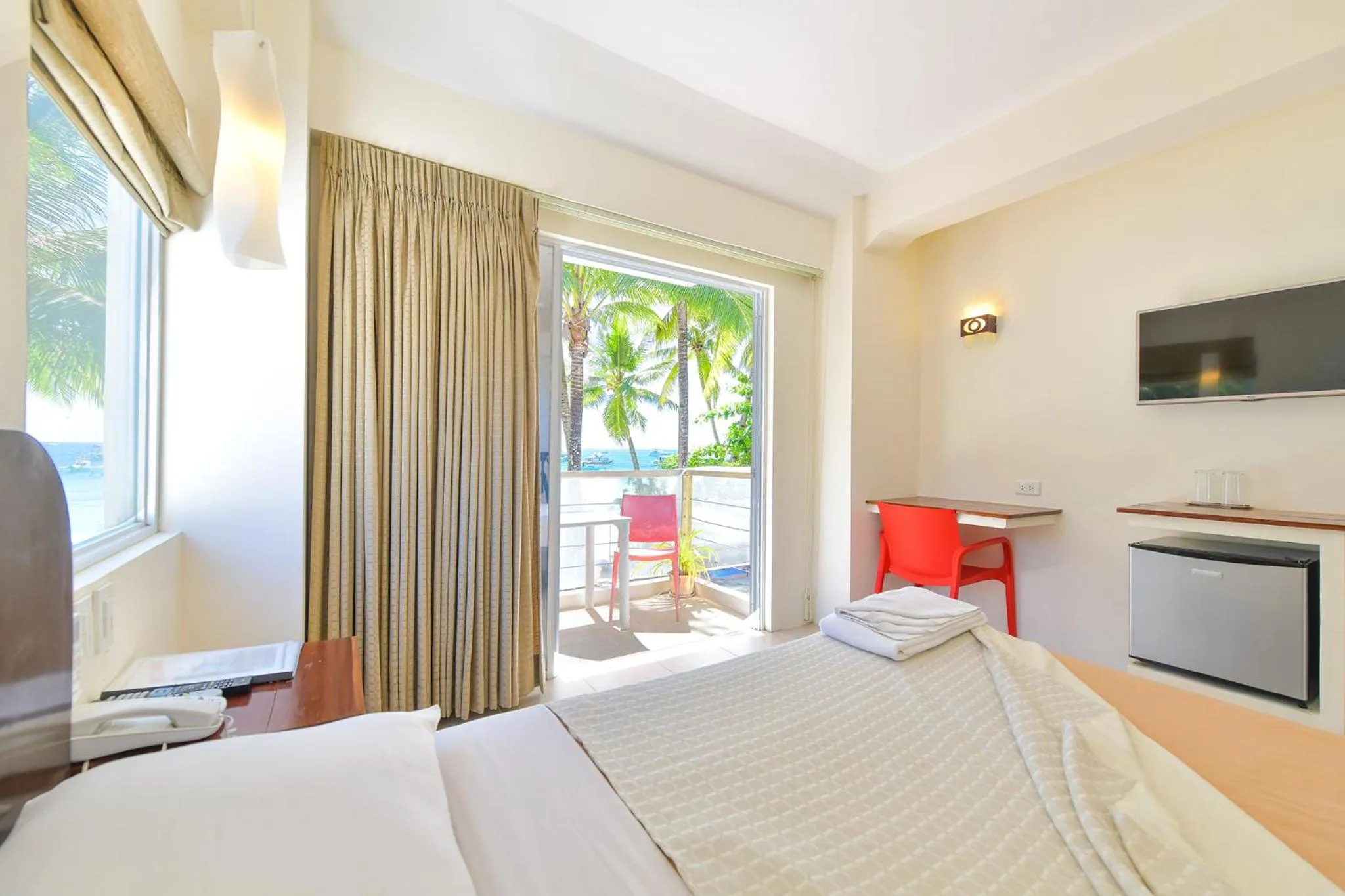 Bedroom, Bed in Signature Boracay South Beach