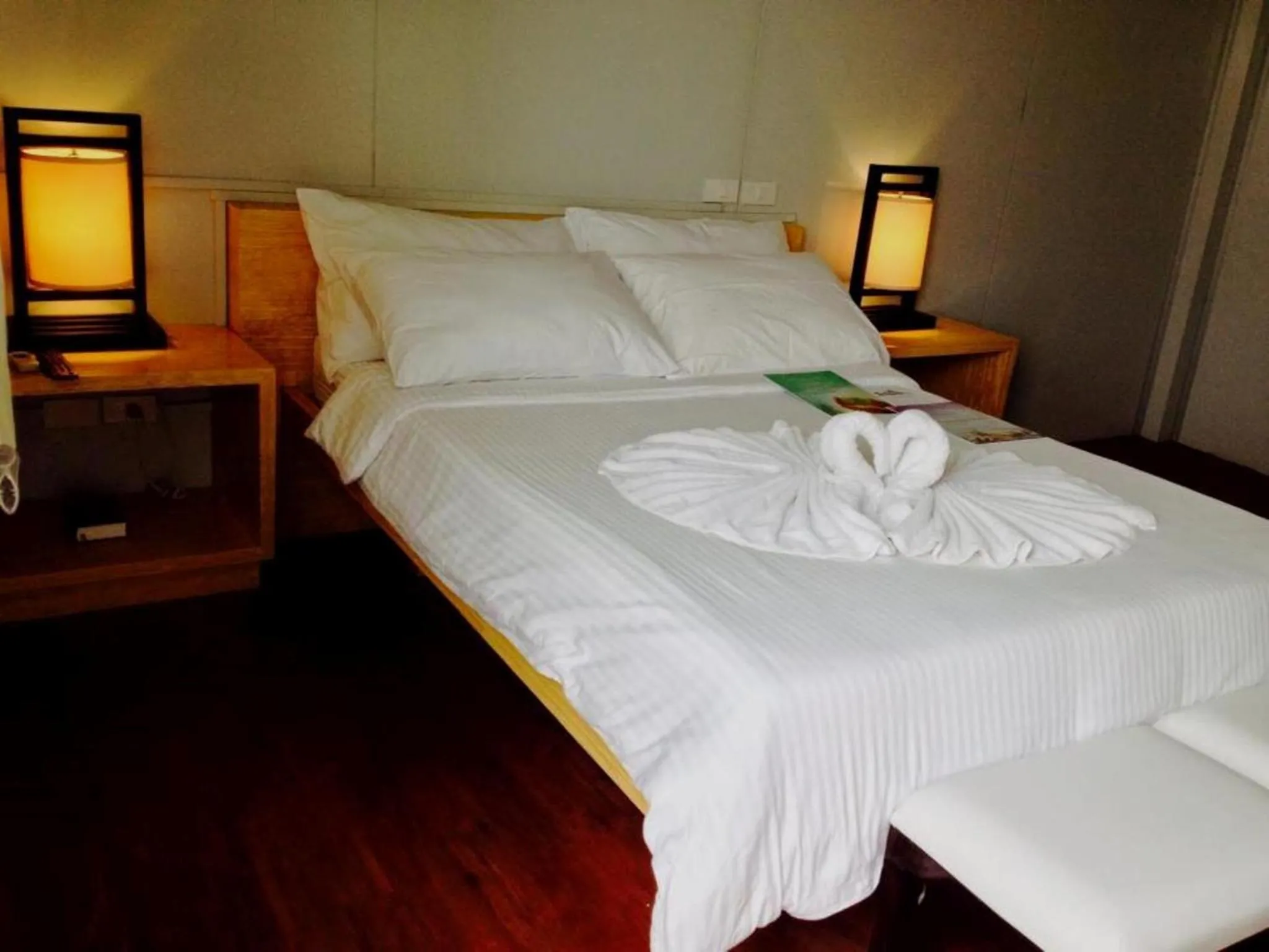 Bed in Shore Time Hotel - Annex