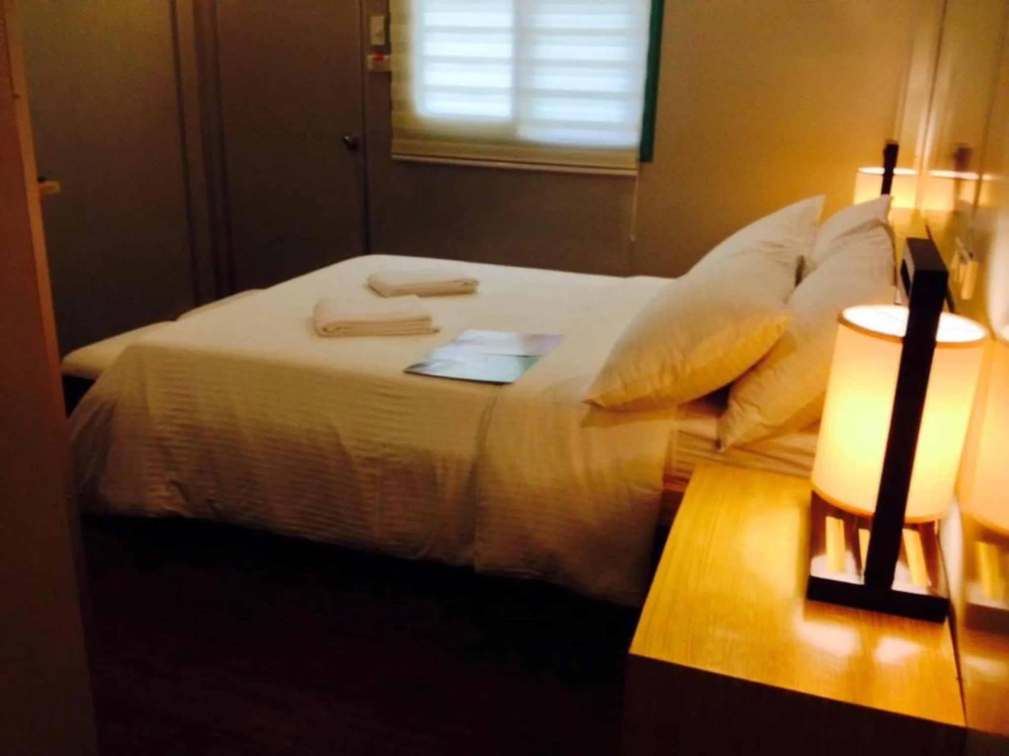 Bed in Shore Time Hotel - Annex