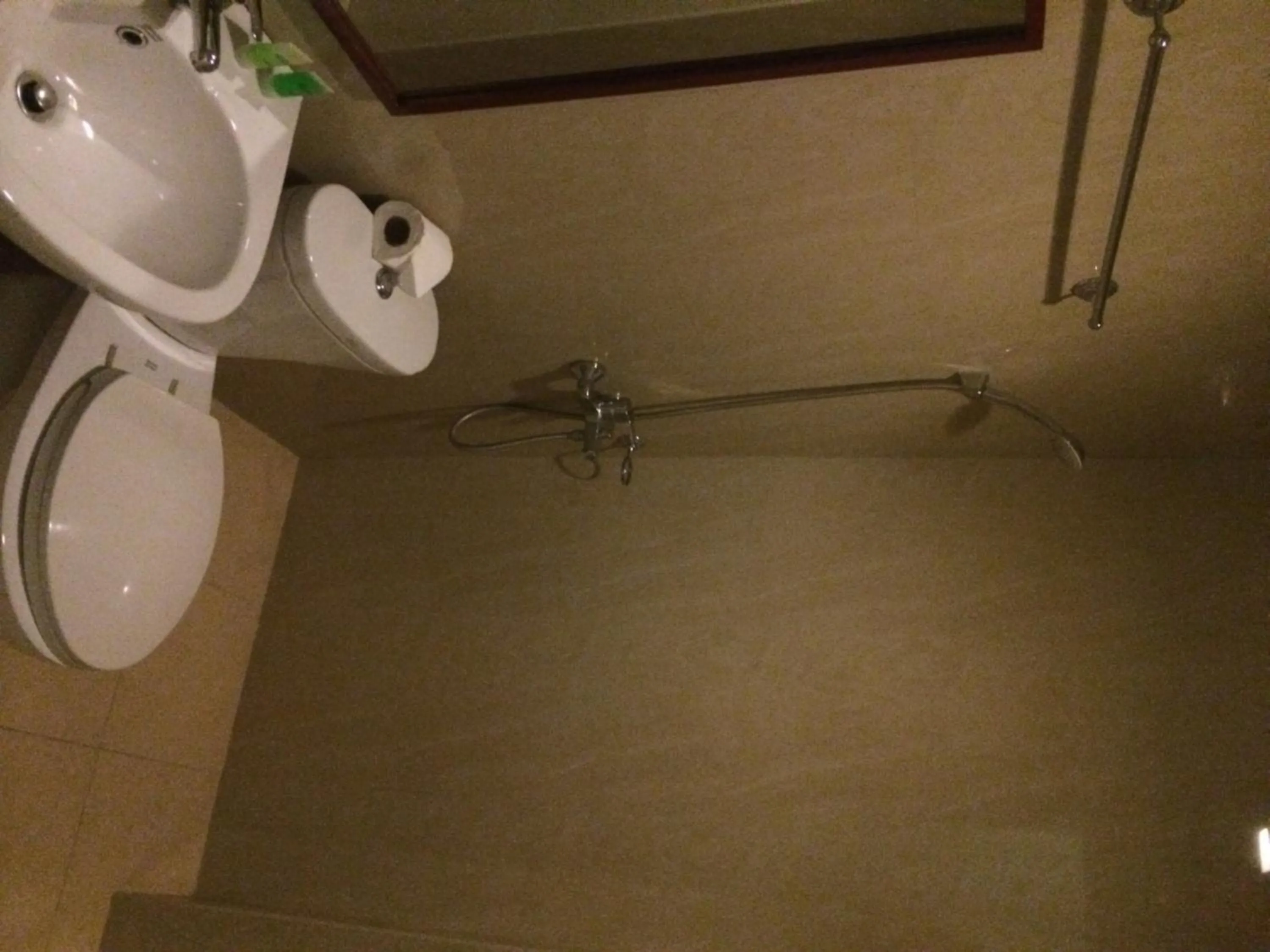 Shower in Shore Time Hotel - Annex