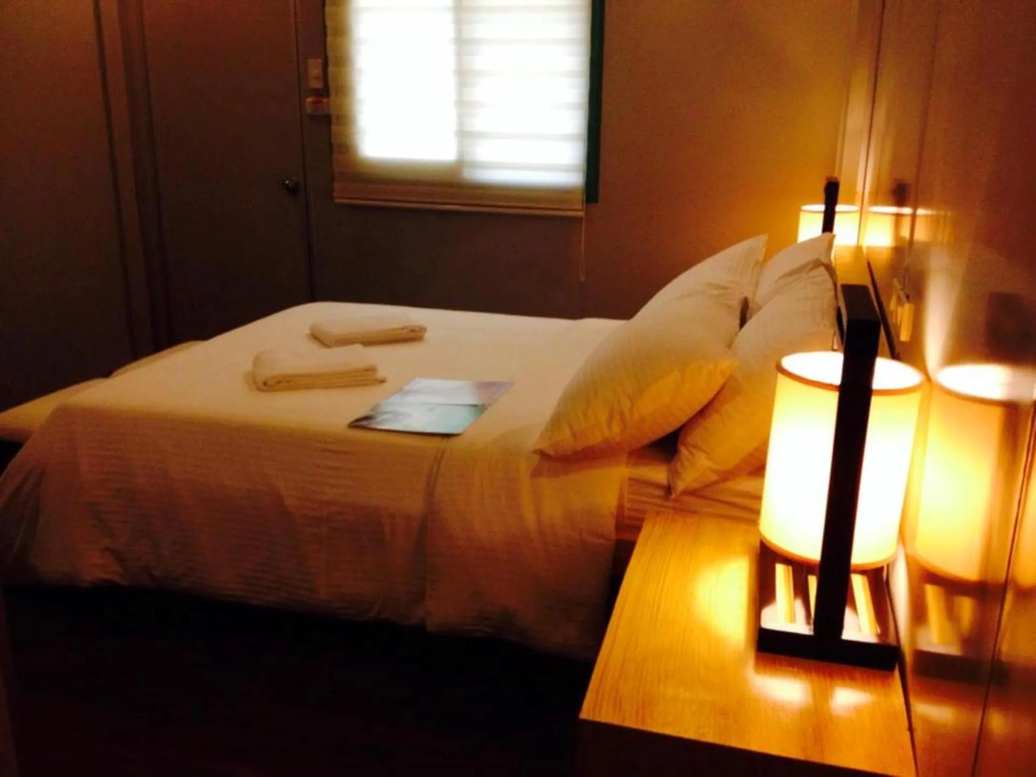 Bed in Shore Time Hotel - Annex