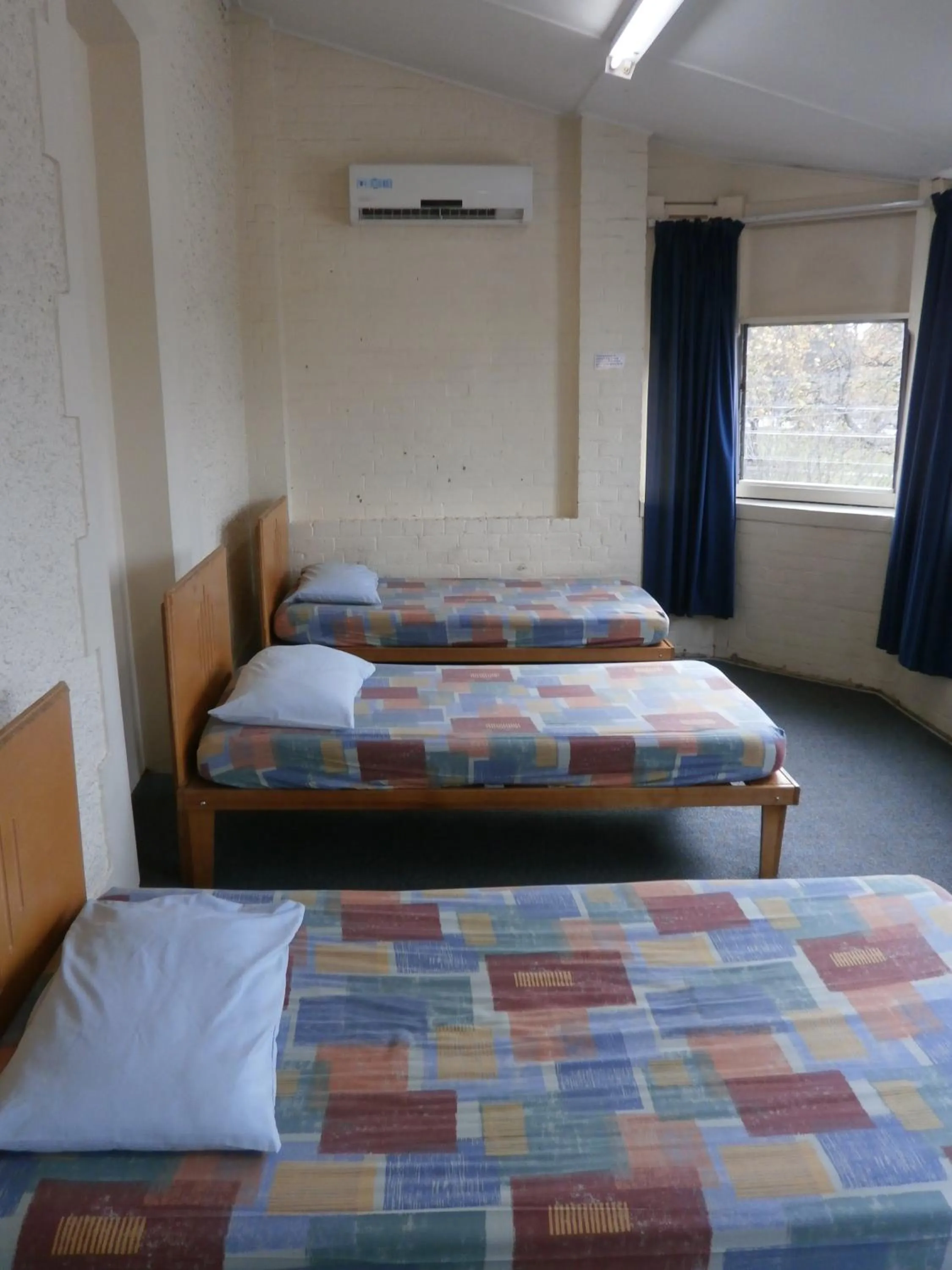 Bedroom in Launceston Backpackers