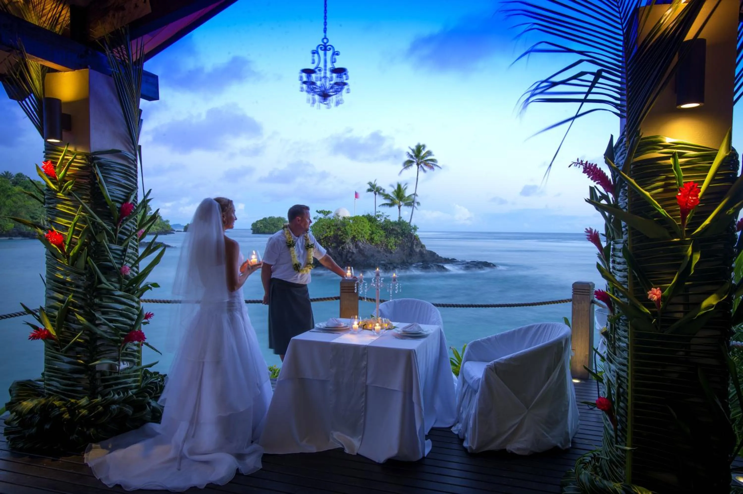 Guests in Seabreeze Resort Samoa – Exclusively for Adults