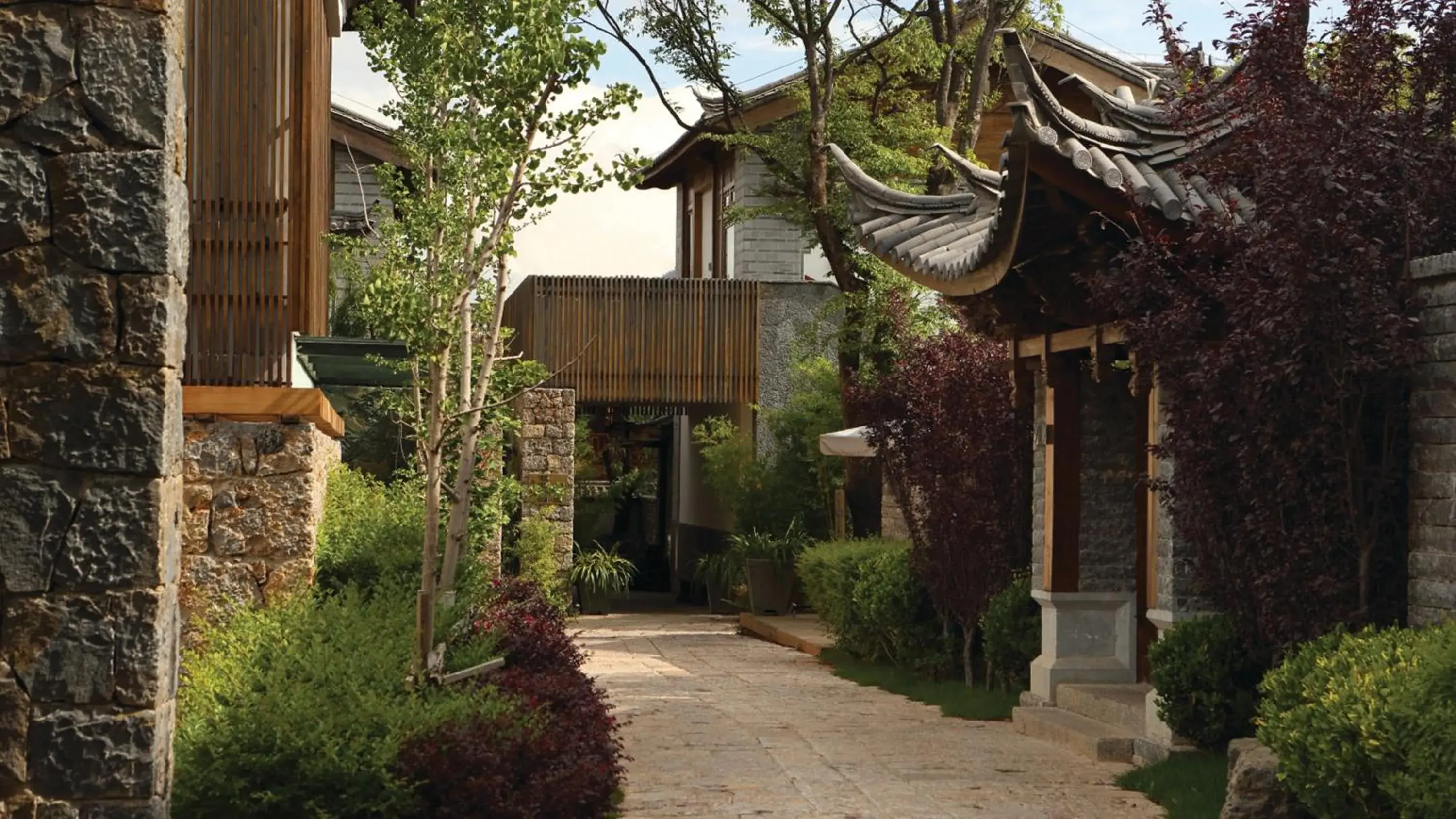 Property building in Hotel Indigo Lijiang Ancient Town by IHG Property building in Hotel Indigo Lijiang Ancient Town by IHG