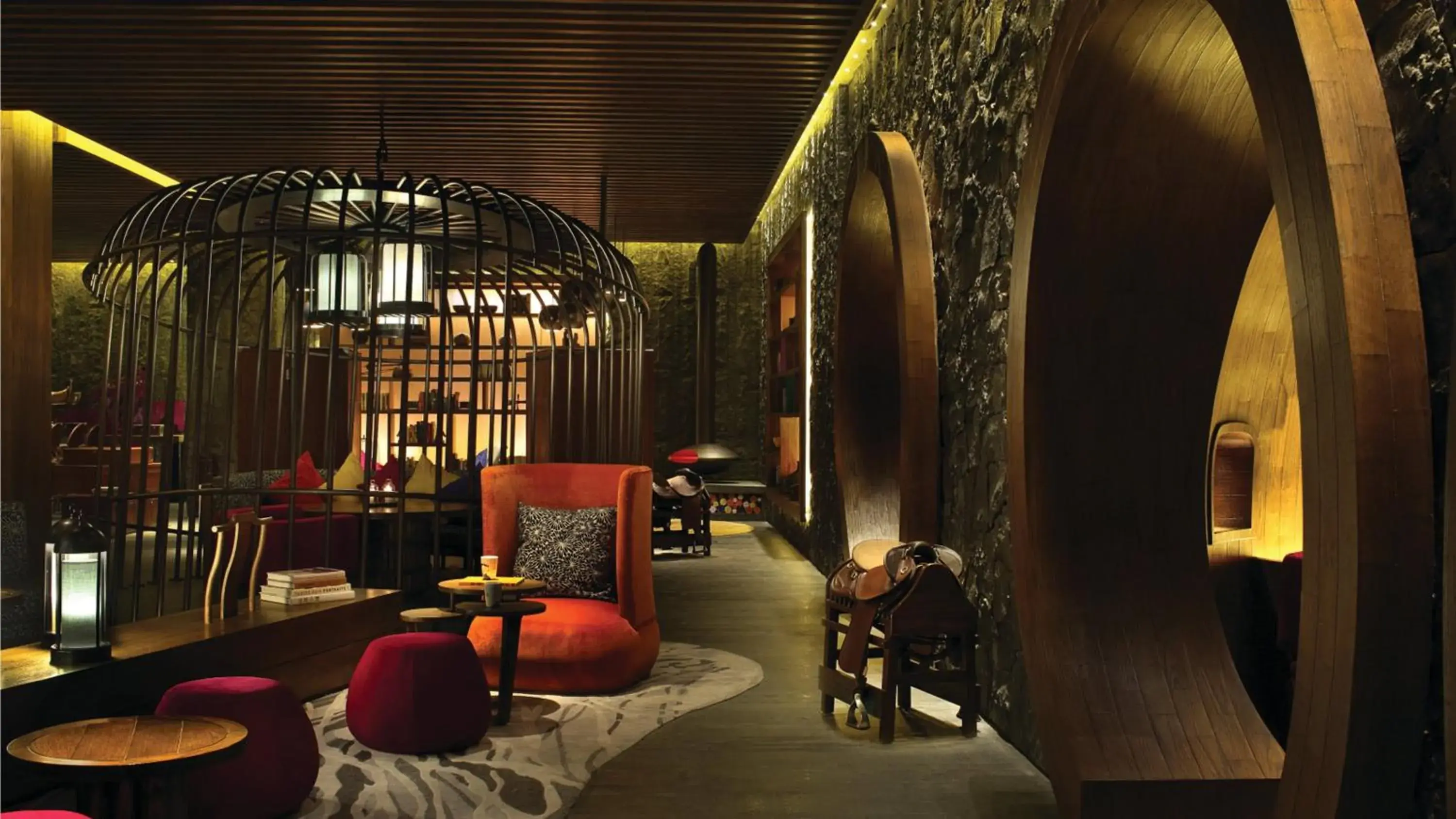 Lounge or bar in Hotel Indigo Lijiang Ancient Town by IHG Lounge or bar in Hotel Indigo Lijiang Ancient Town by IHG