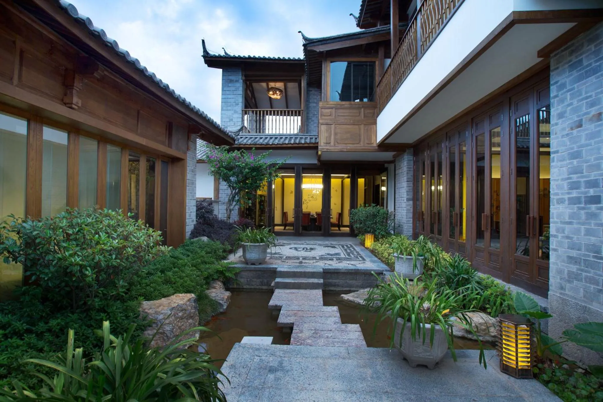 Photo of the whole room in Hotel Indigo Lijiang Ancient Town by IHG