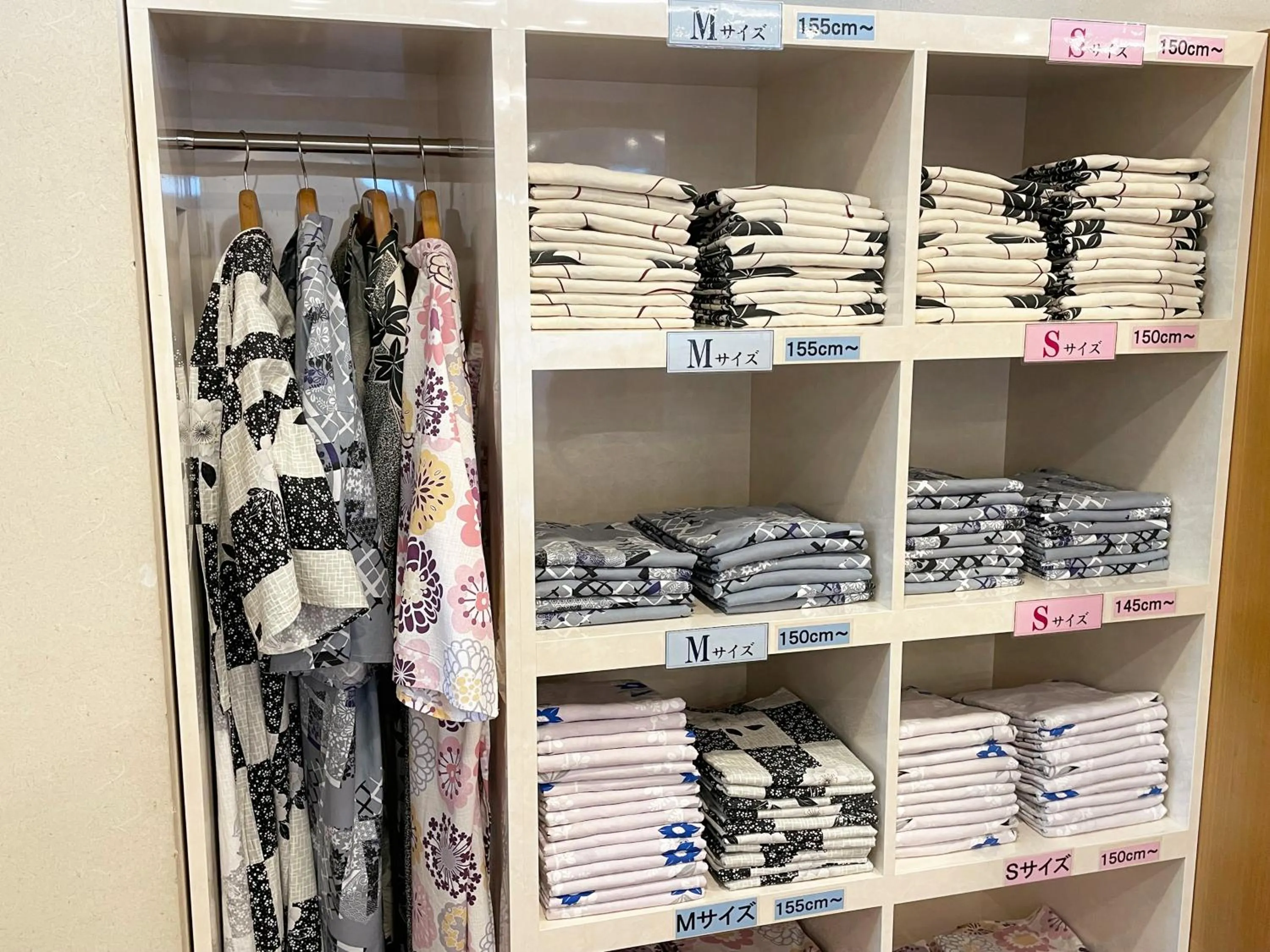 wardrobe in Hotel Kimiyoshi