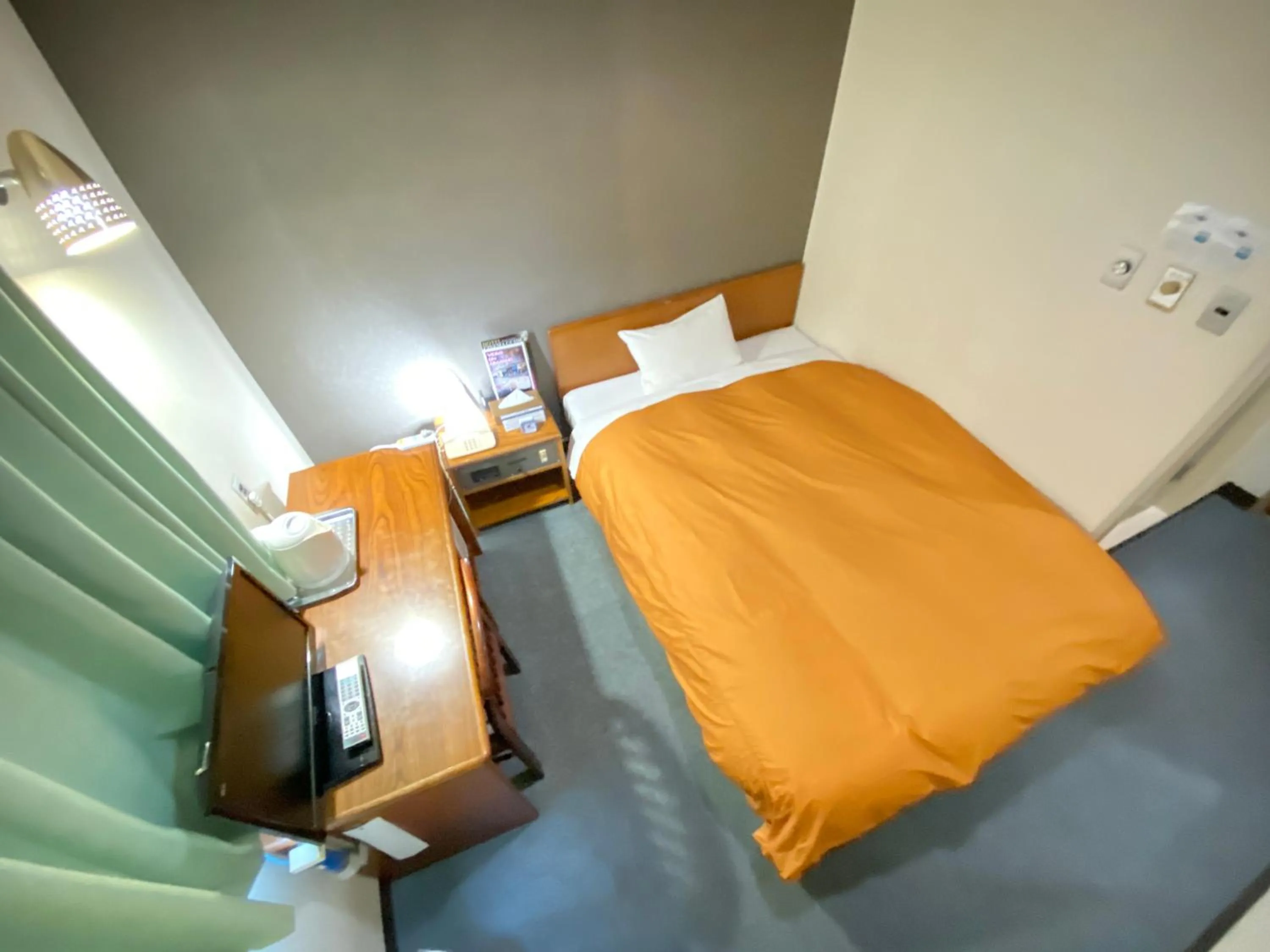 Bed in Hotel 1-2-3 Kokura