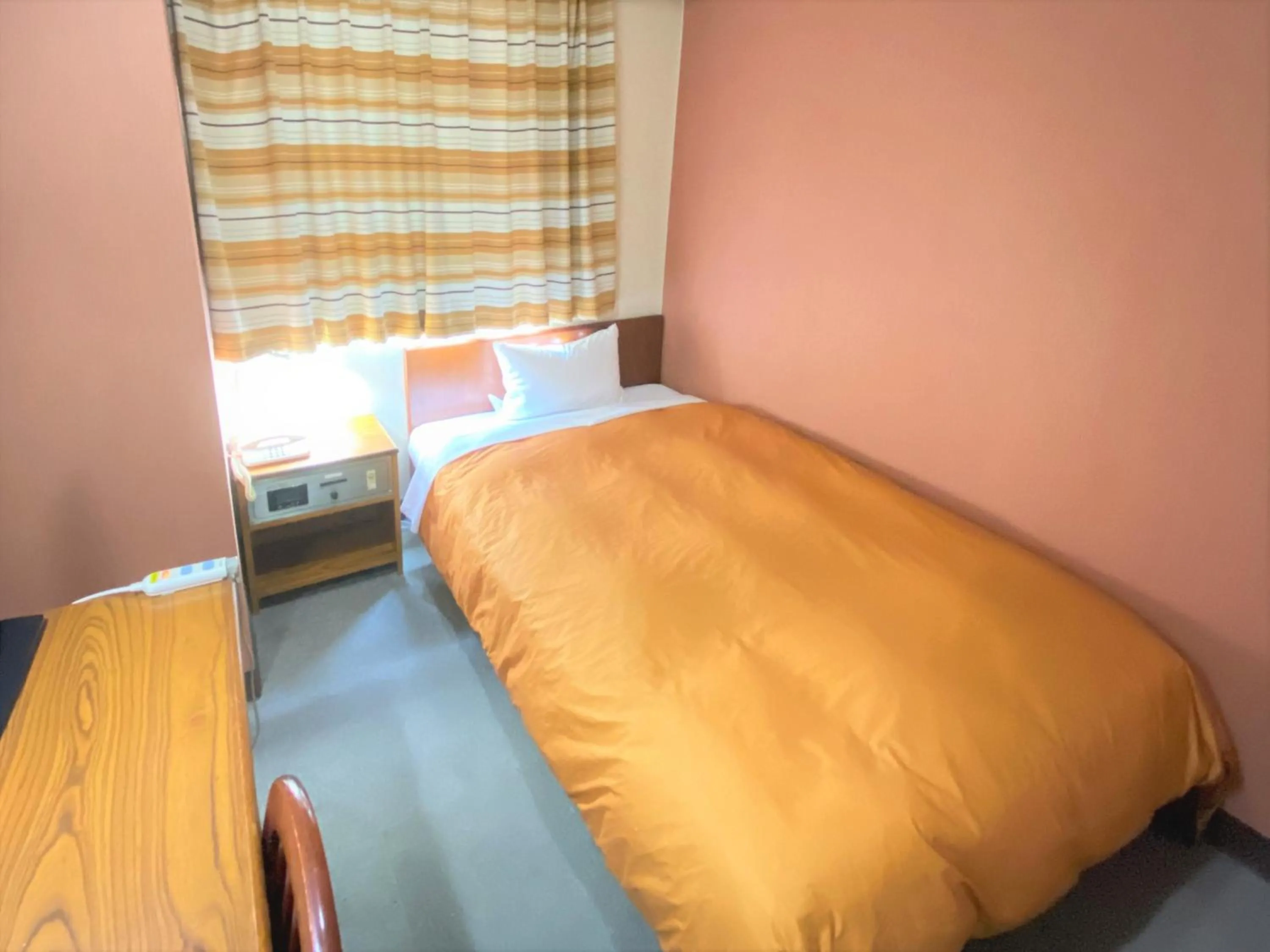 Bed in Hotel 1-2-3 Kokura