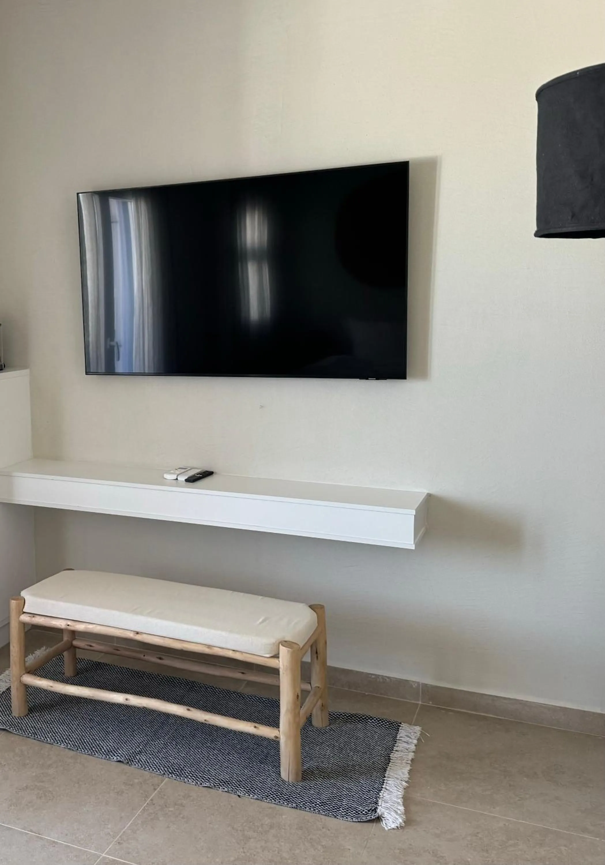 TV and multimedia in The Noverian Bios Santorini