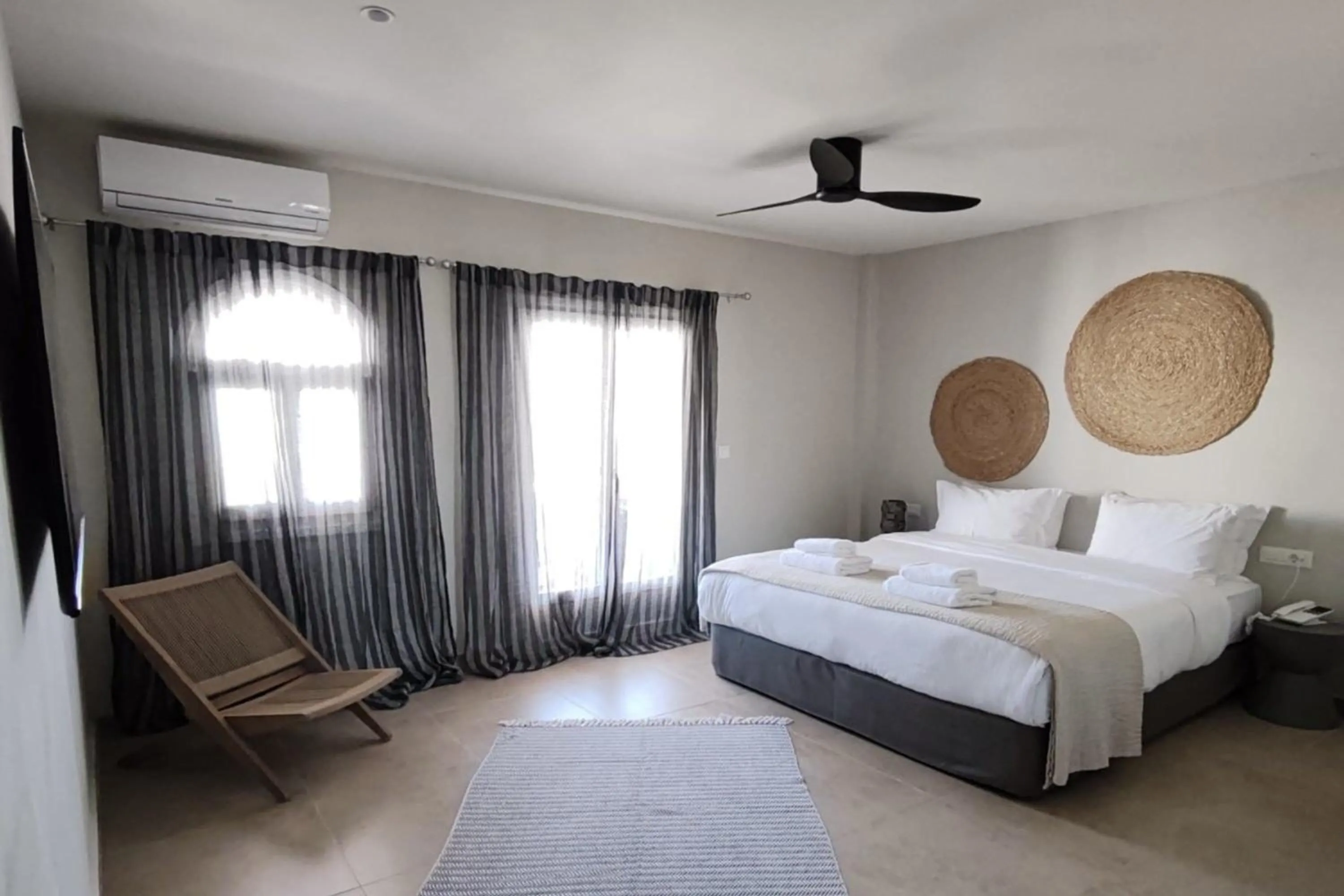 Bedroom, Bed in The Noverian Bios Santorini