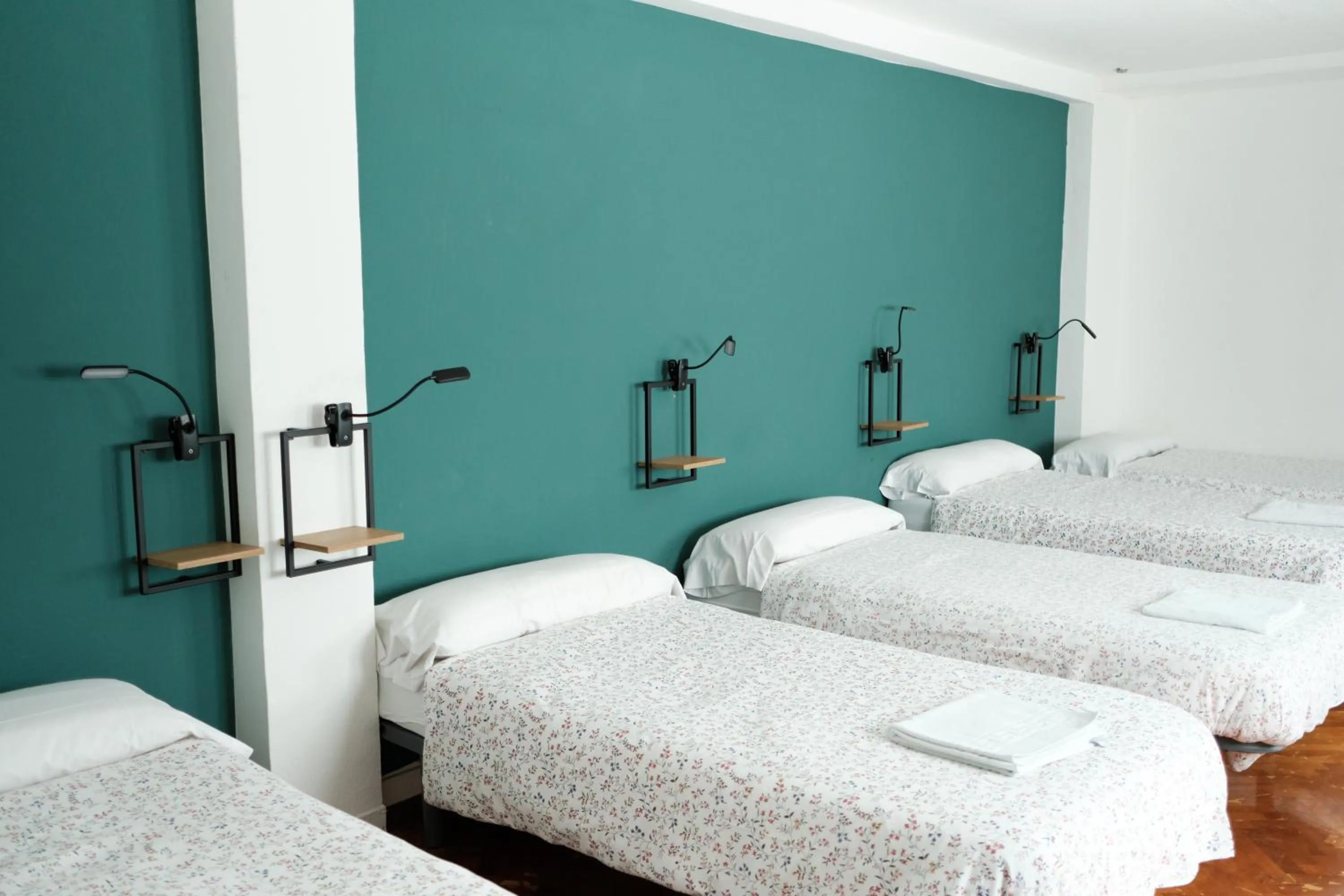 Photo of the whole room, Bed in HOSTEL Rua 35