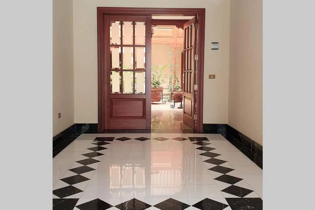 Espectacular Casa con Jardín "La Casa de Nena"