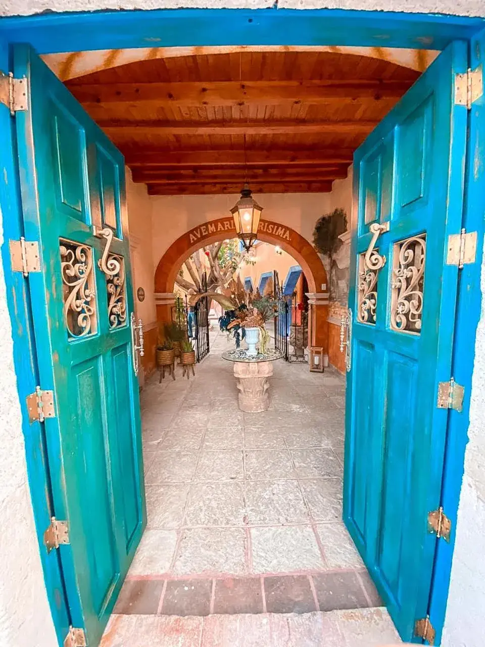 Facade/entrance in Hotel Boutique Santo Cuervo Facade/entrance in Hotel Boutique Santo Cuervo