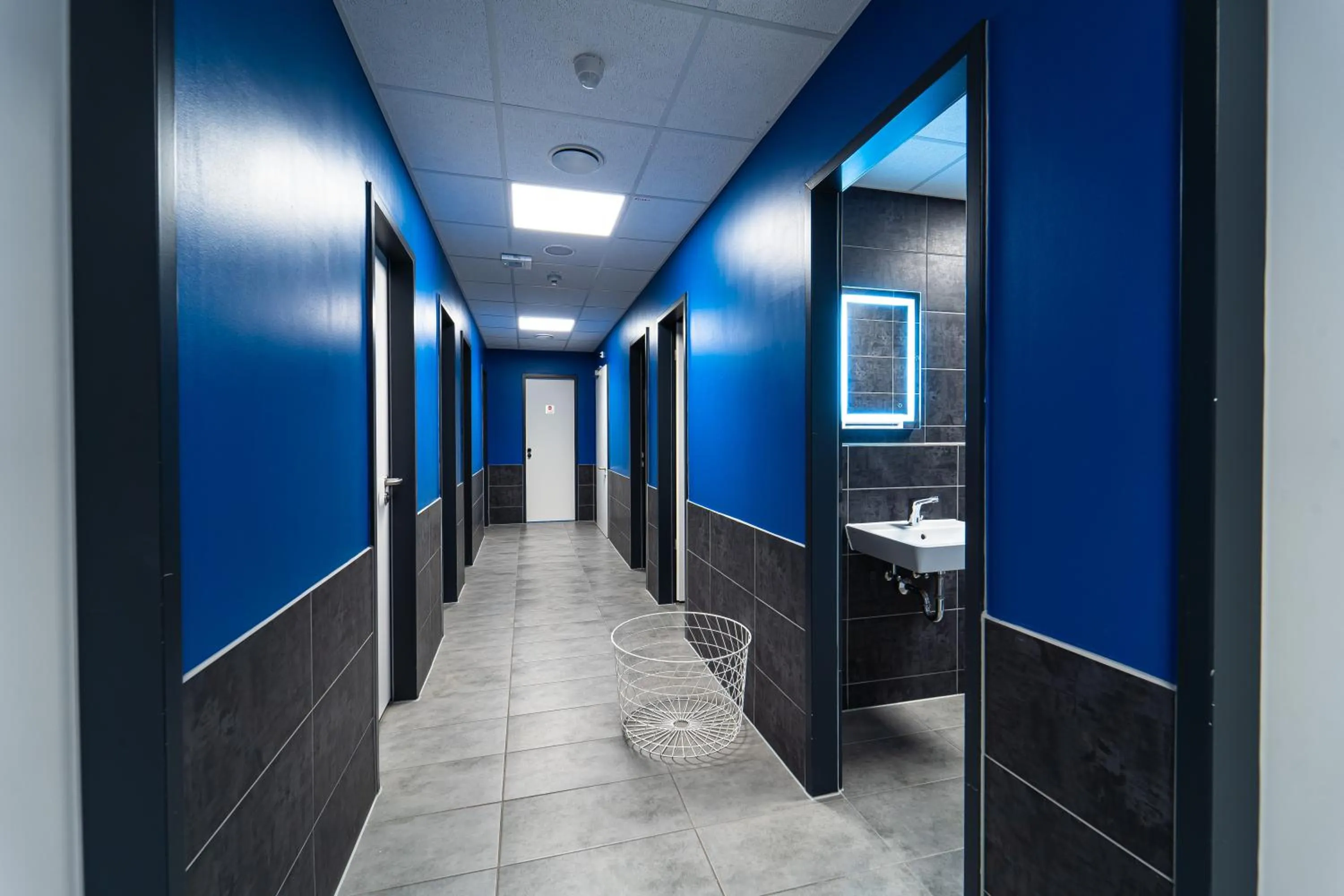 Space Night Capsule Hostel